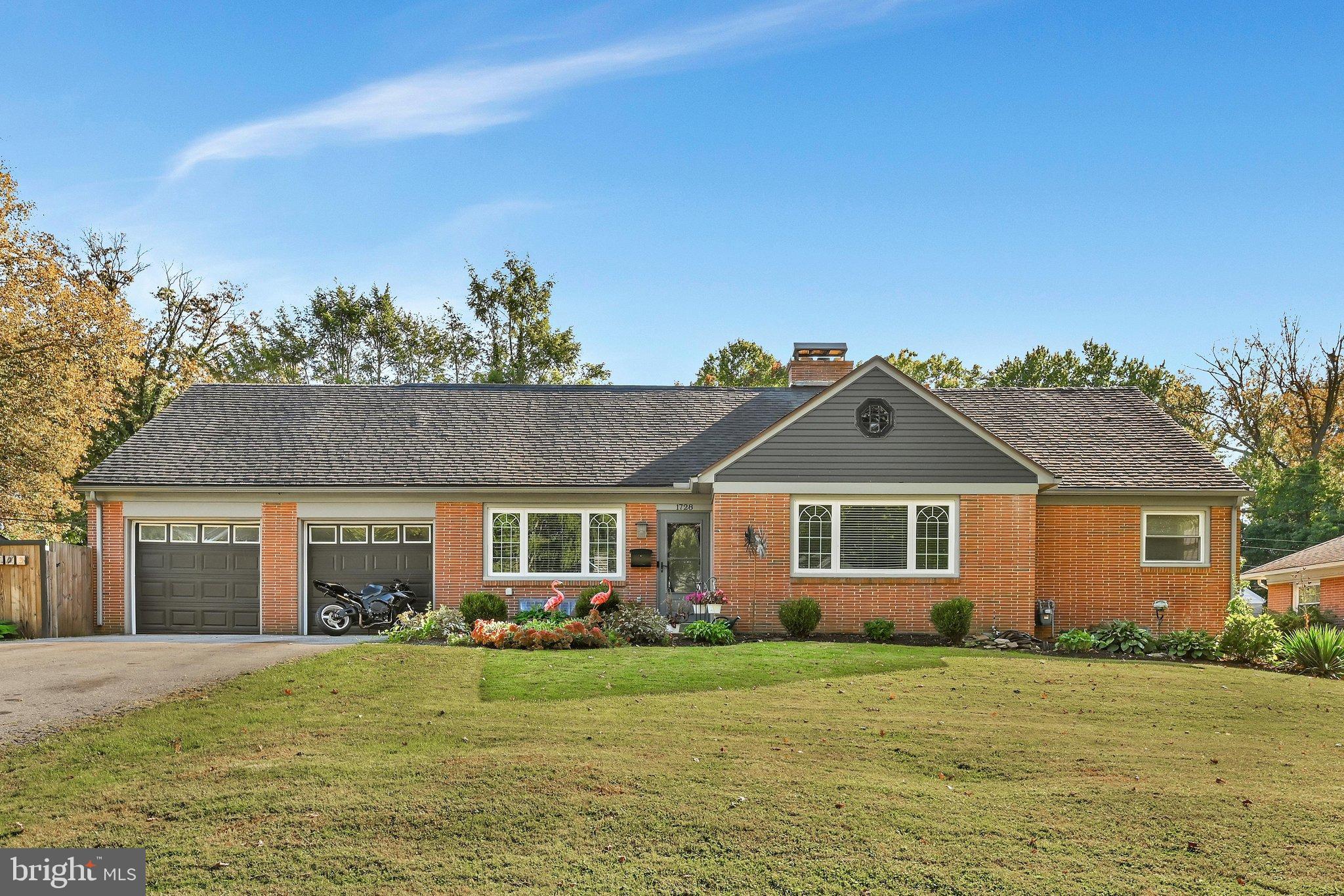 1728 Wheatland Ave, Lancaster, PA 17603 photo