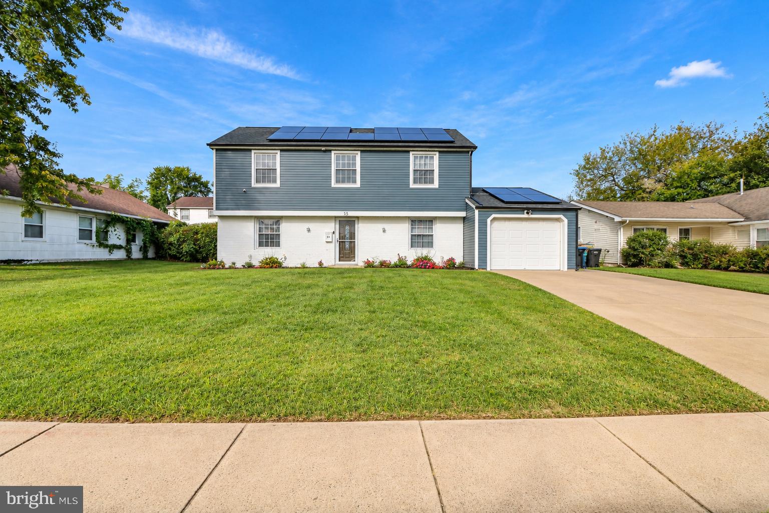 35 Pensdale Ln, Willingboro, NJ 08046