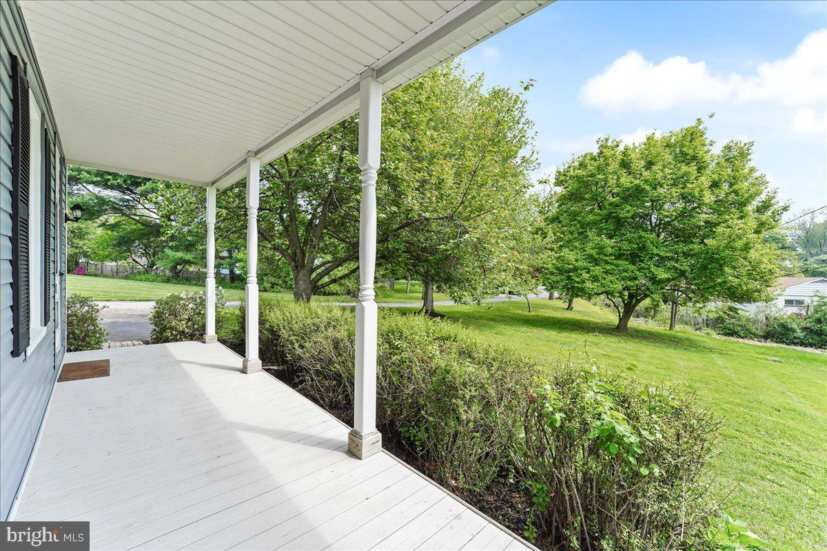 310 Cedar Ln, Wallingford, PA 19086 photo