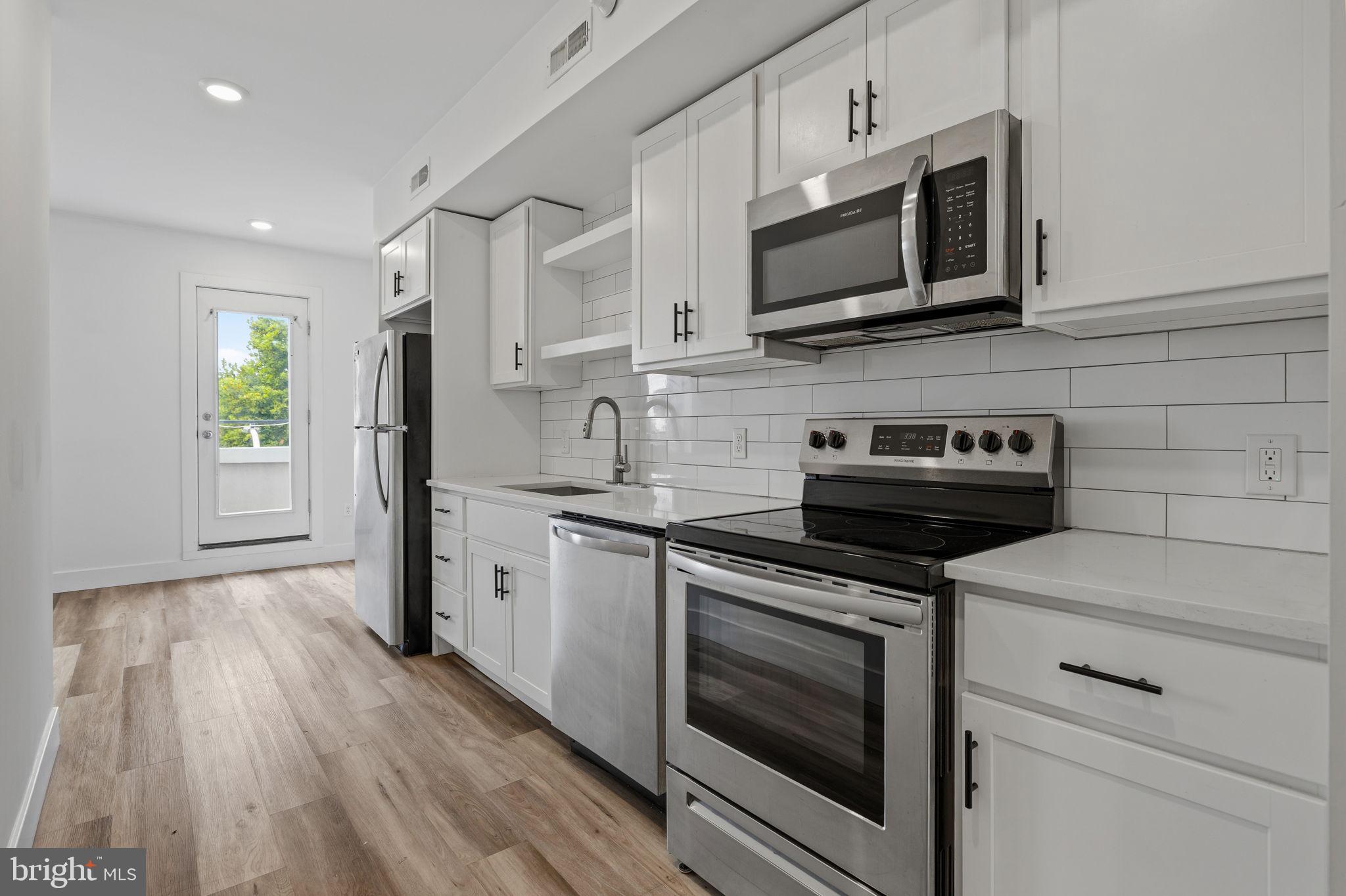 3207 Ridge Ave, Philadelphia, PA 19132