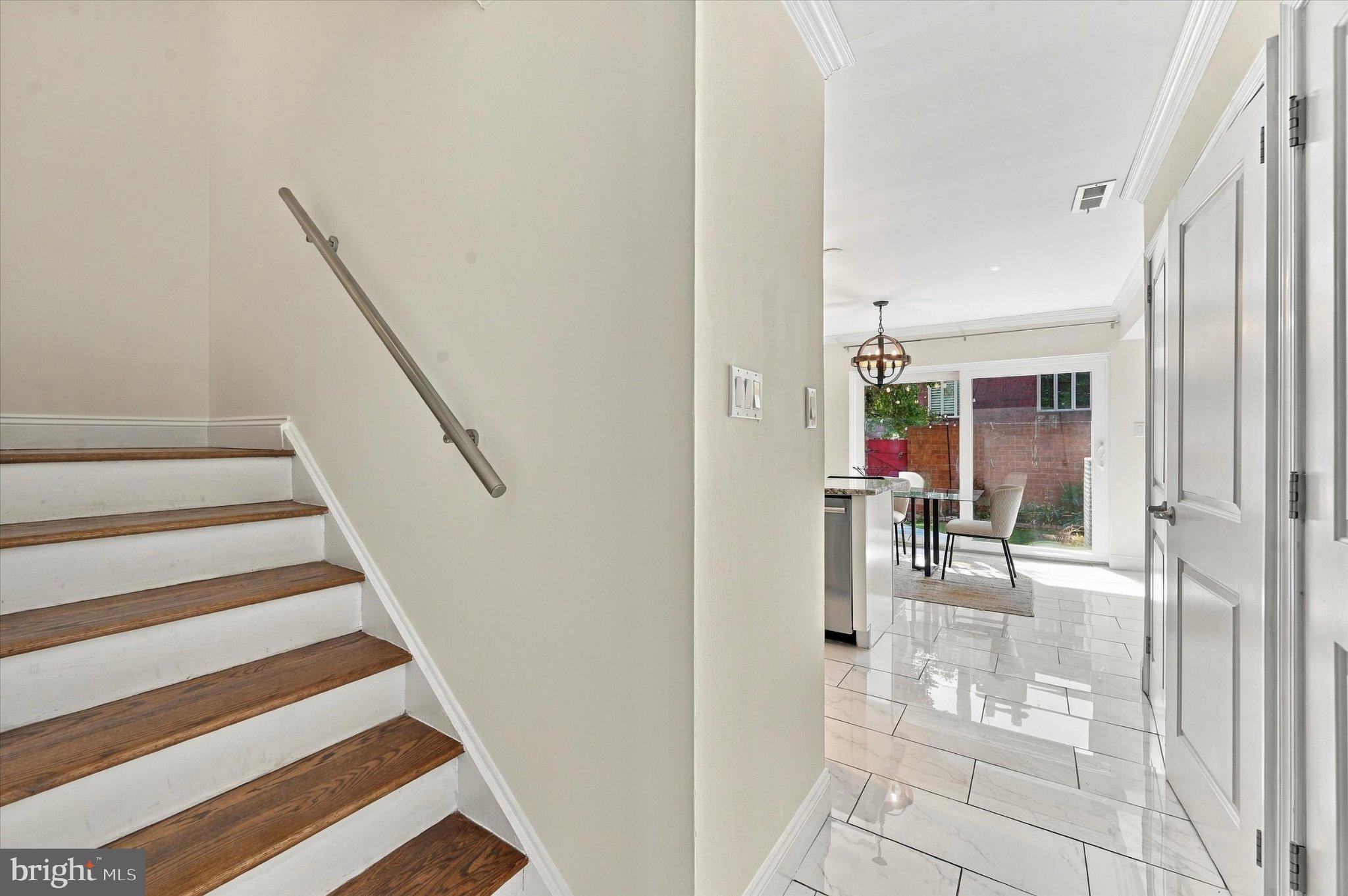 1 Queen St #2, Philadelphia, PA 19147 photo