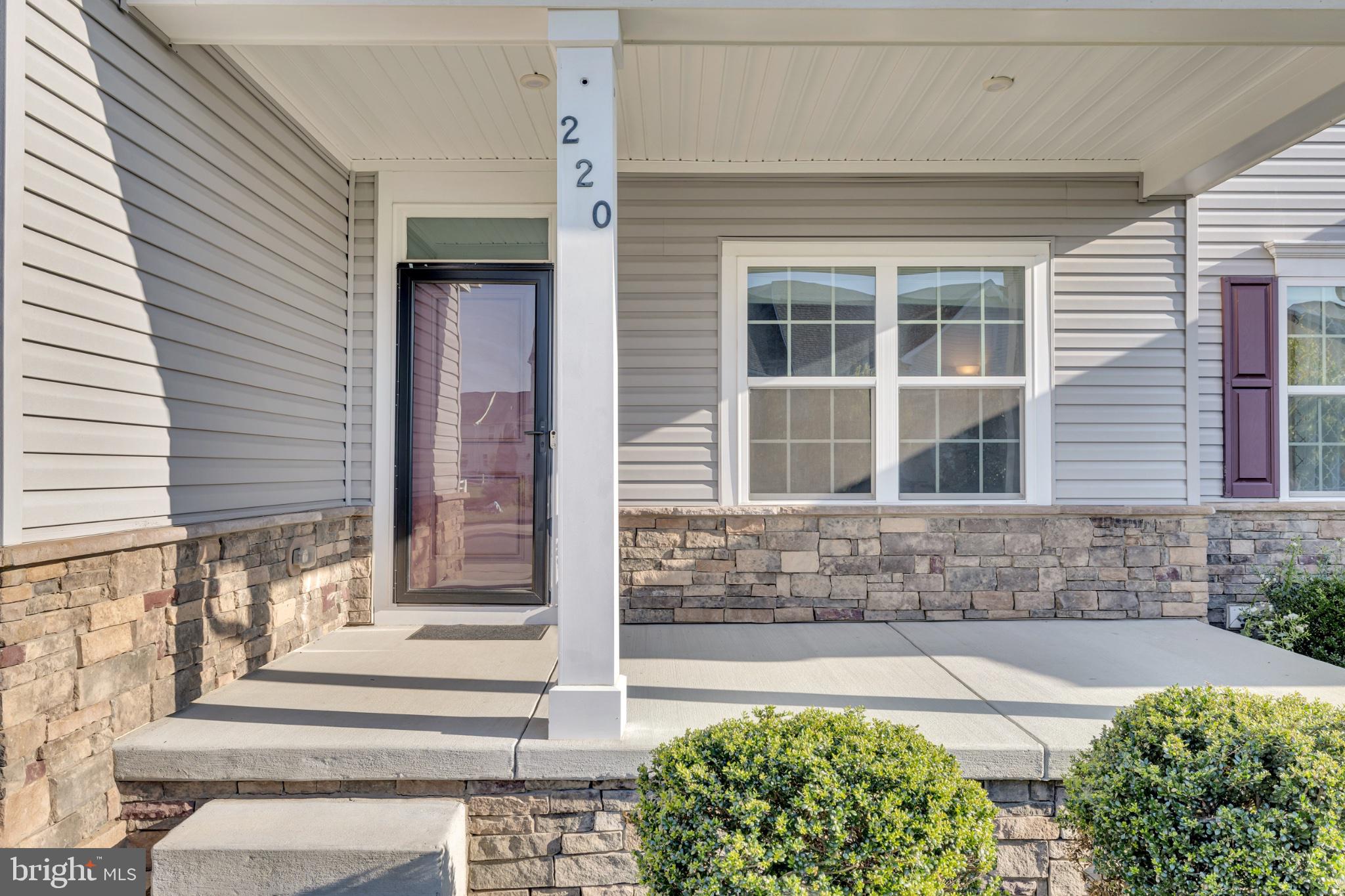 220 Felix Dr, Newark, DE 19713 photo