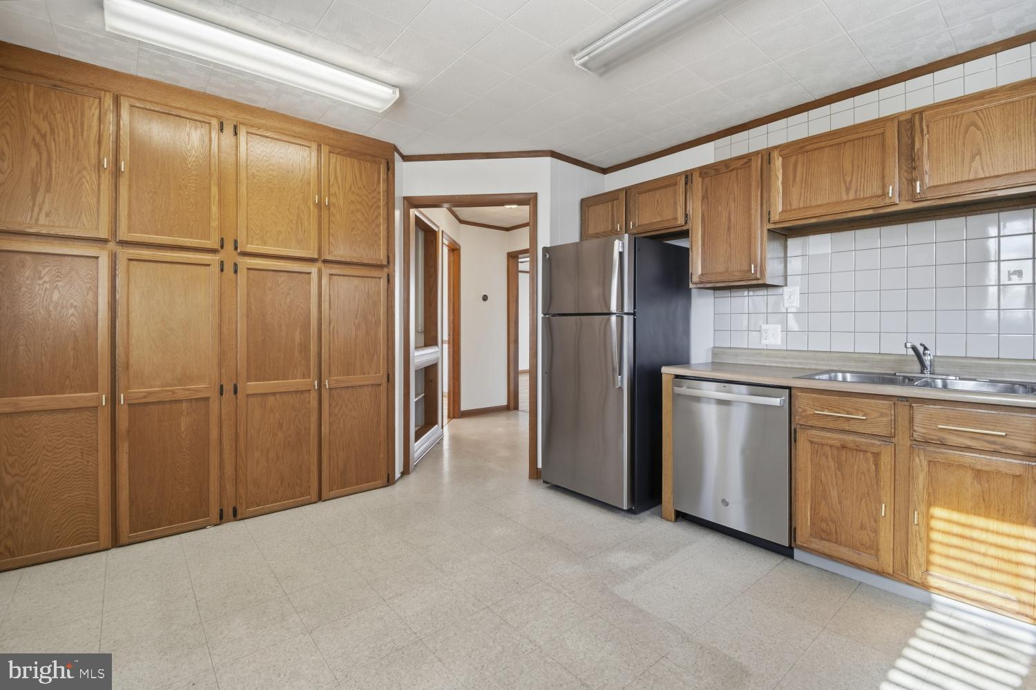 9305 Carney Rd, Parkville, MD 21234 photo