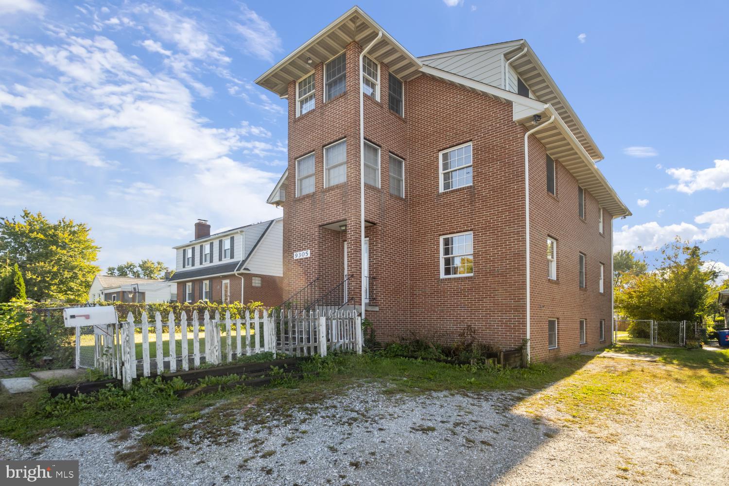 9305 Carney Rd, Parkville, MD 21234