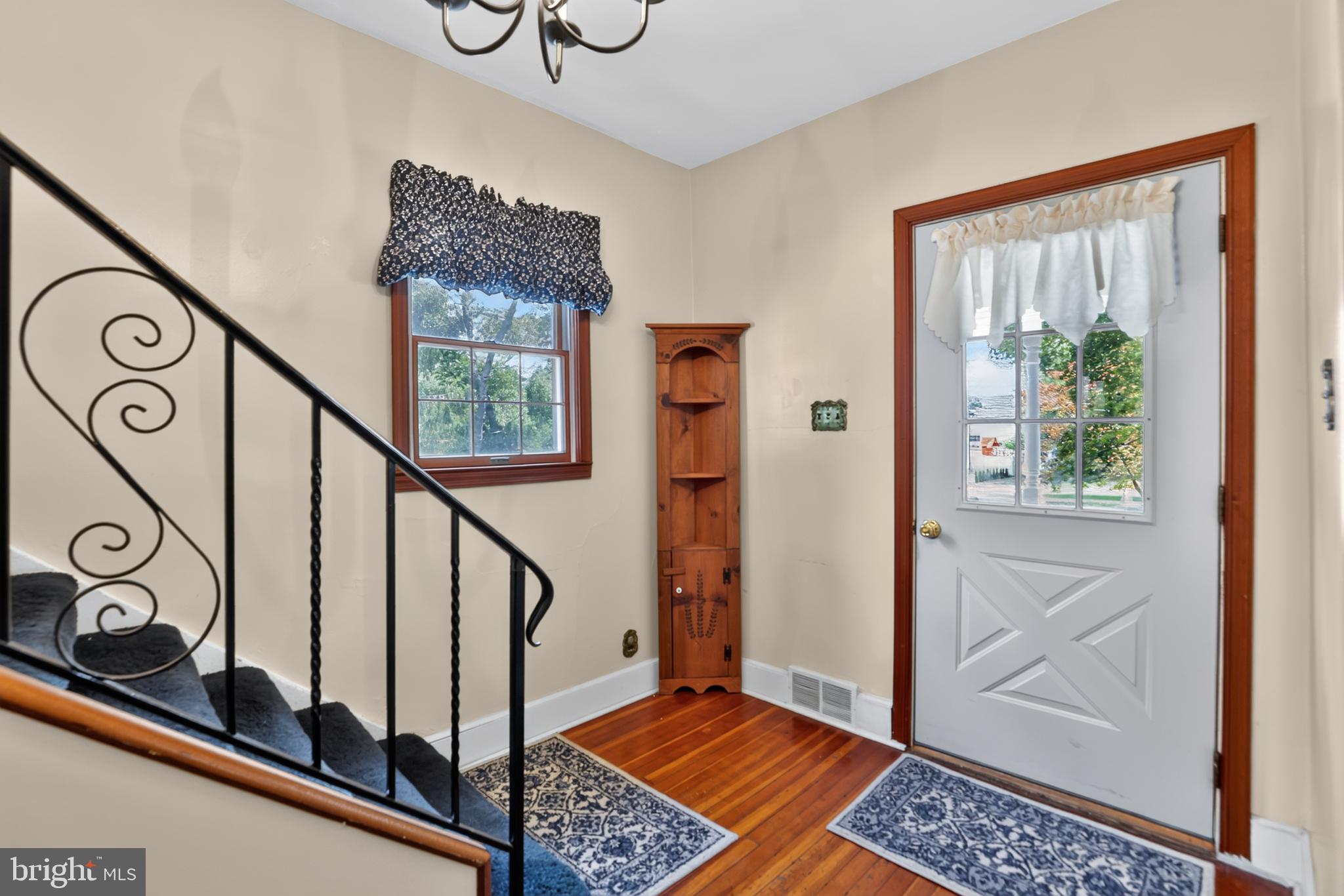 305 Grove Ave, West Berlin, NJ 08091 photo
