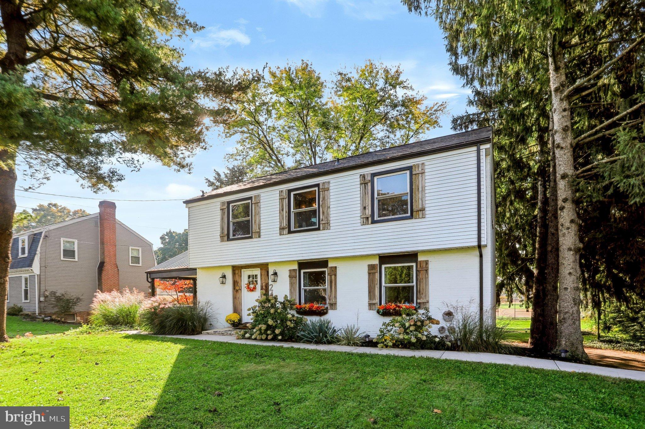 246 E Oregon Rd, Lititz, PA 17543 photo