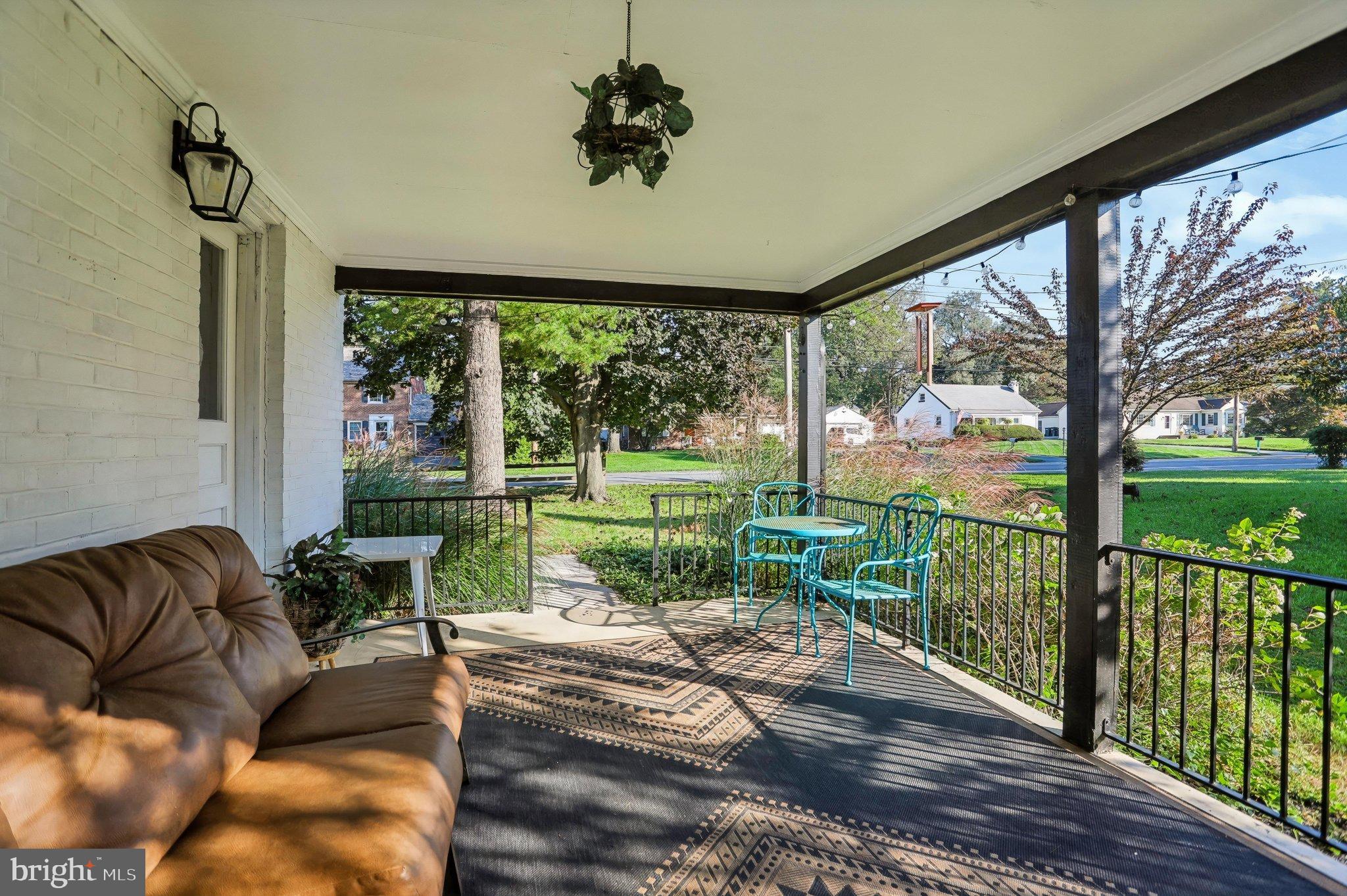 246 E Oregon Rd, Lititz, PA 17543 photo