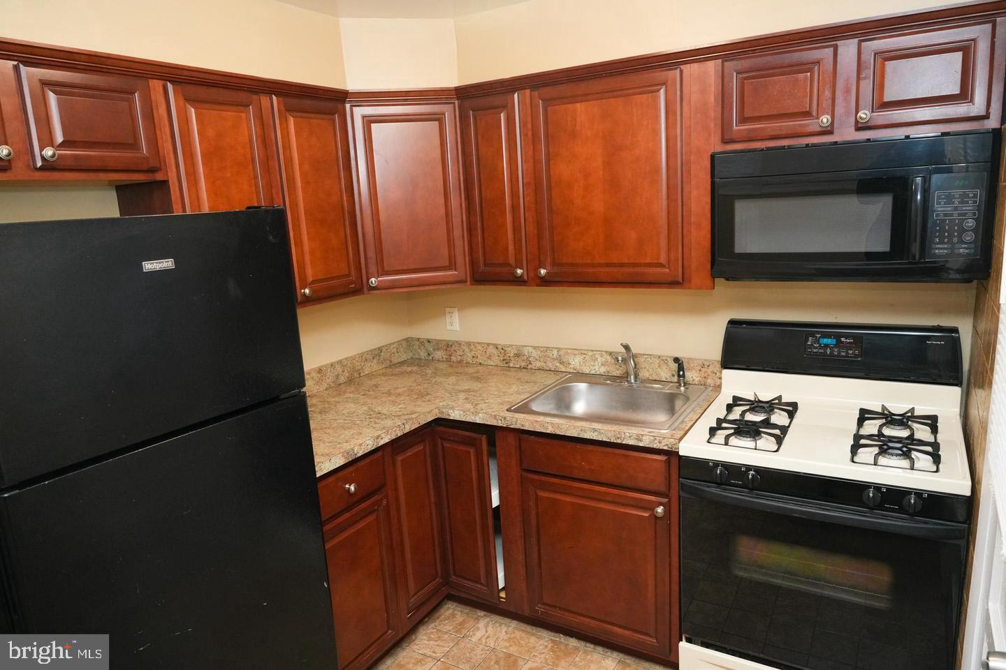 6414 Fairdel Ave, Baltimore, MD 21206 photo