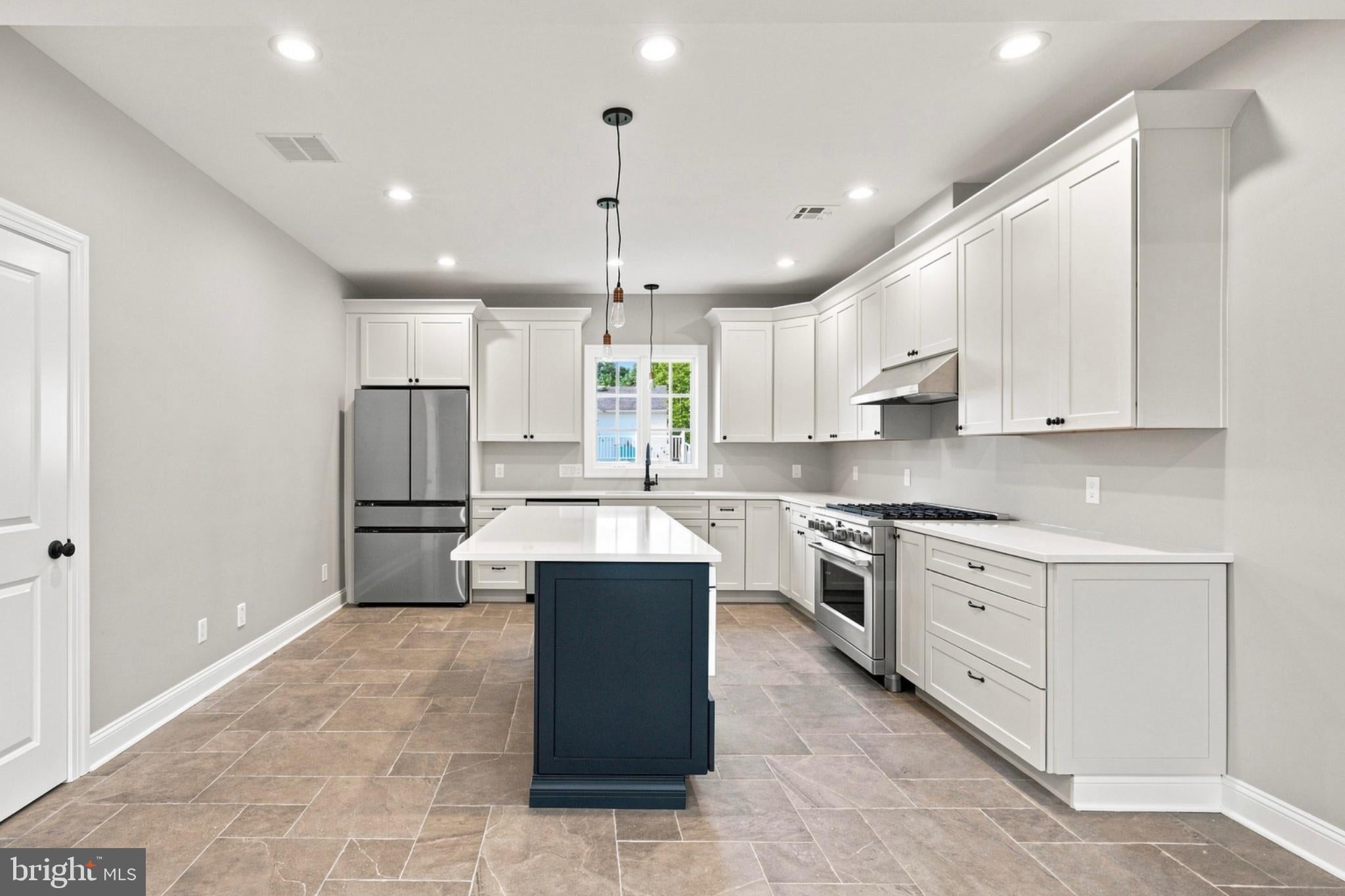 212 Ingleside Ave, Pennington, NJ 08534 photo
