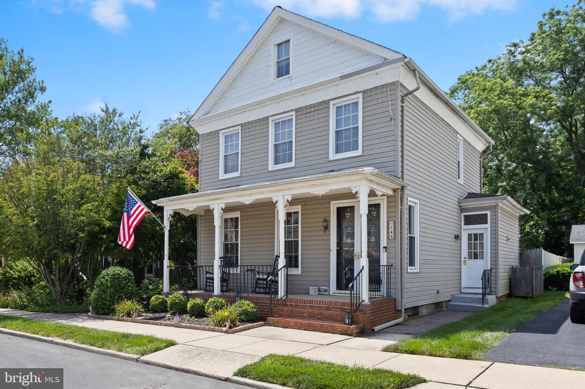 145 Atlantic Ave, Columbus, NJ 08022