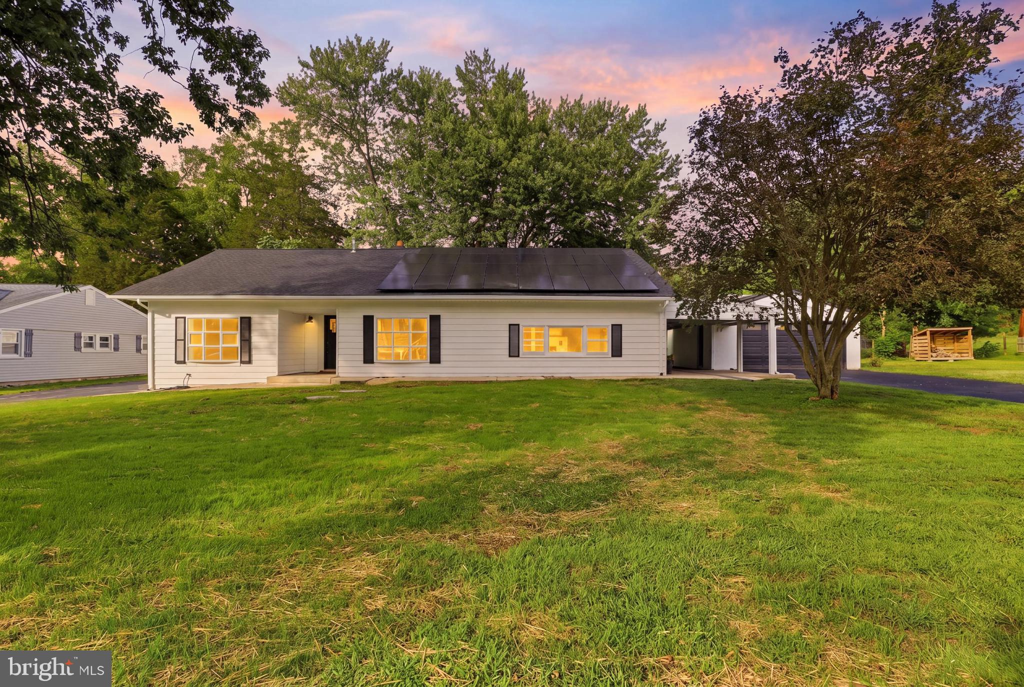 4221 Conewago Rd, Dover, PA 17315