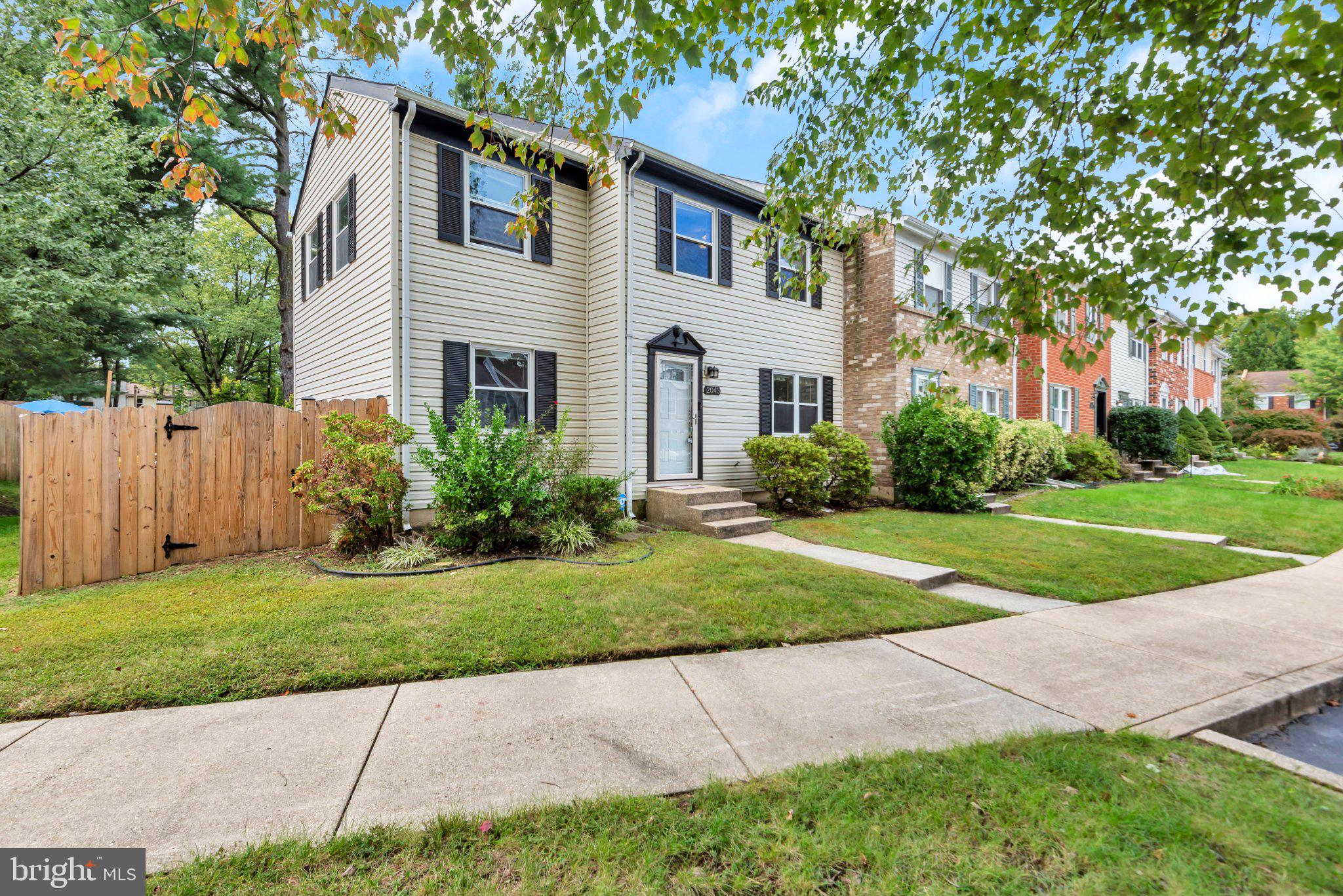 2043 Forest Hill Ln, Crofton, MD 21114 photo