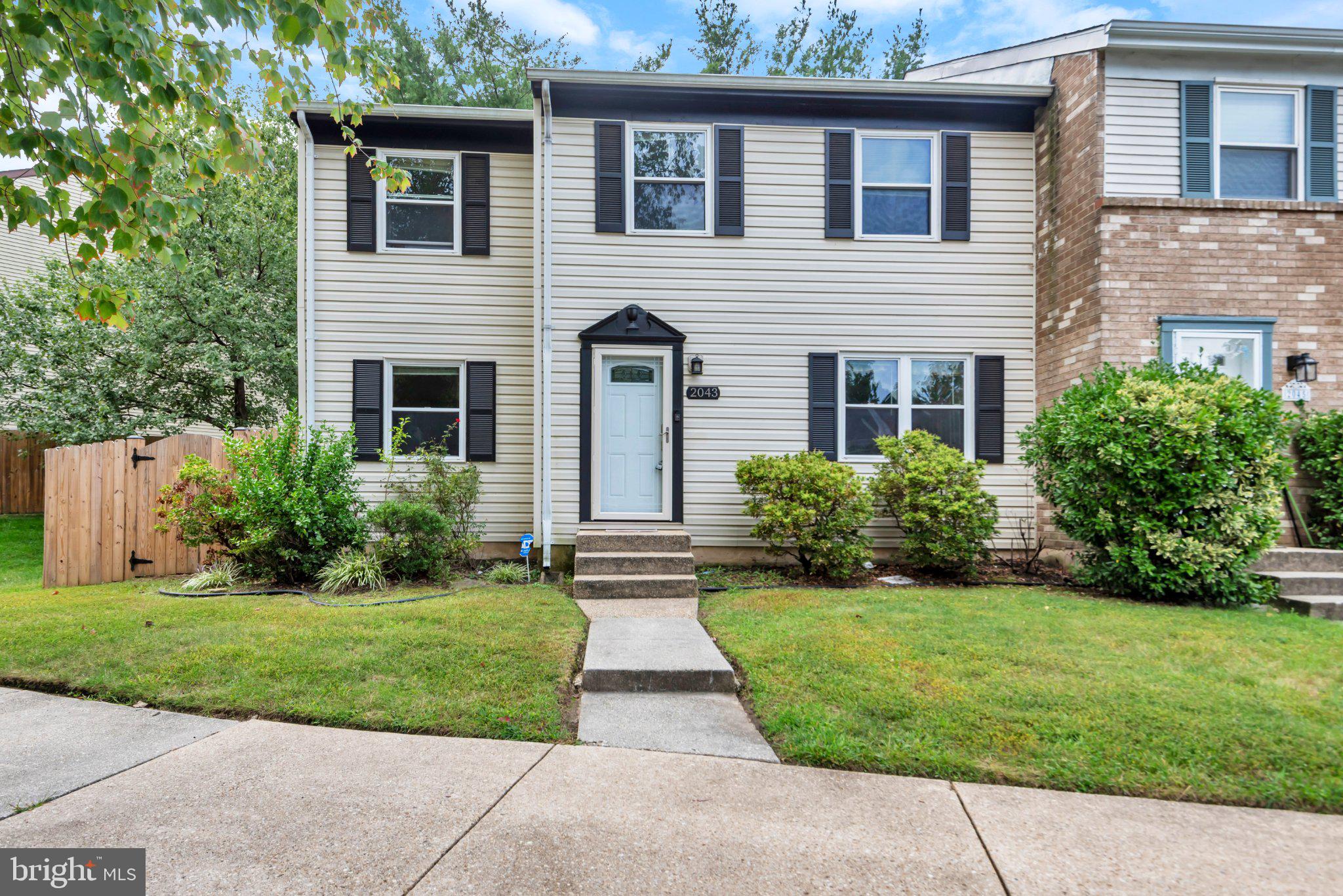 2043 Forest Hill Ln, Crofton, MD 21114 photo