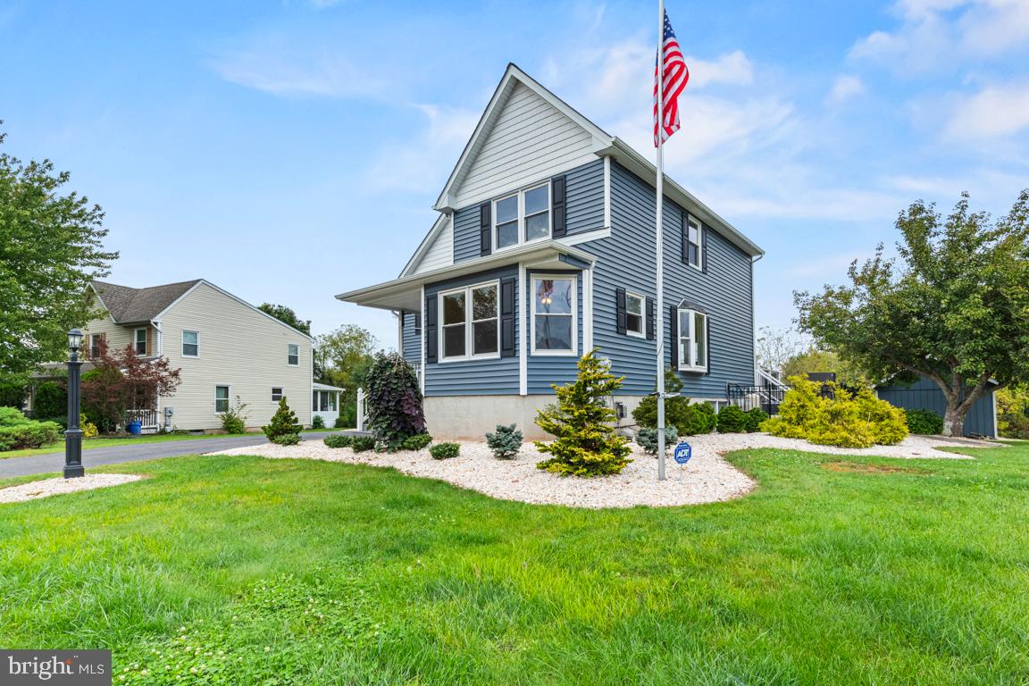 919 Morgan Ln, Perkasie, PA 18944 photo