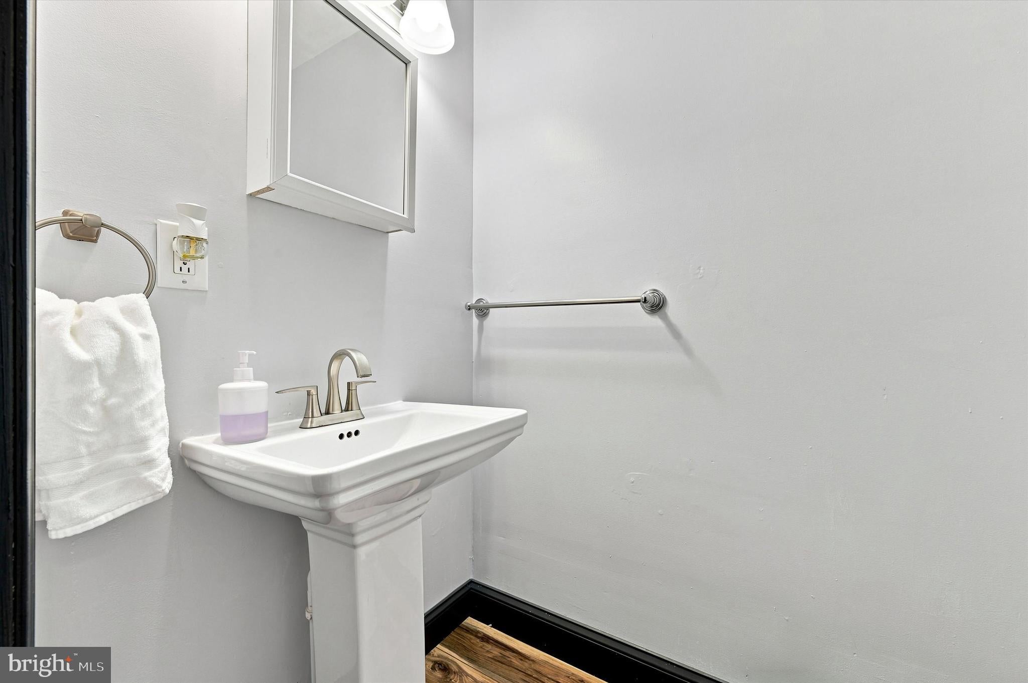 2109 N Franklin St, Philadelphia, PA 19122 photo
