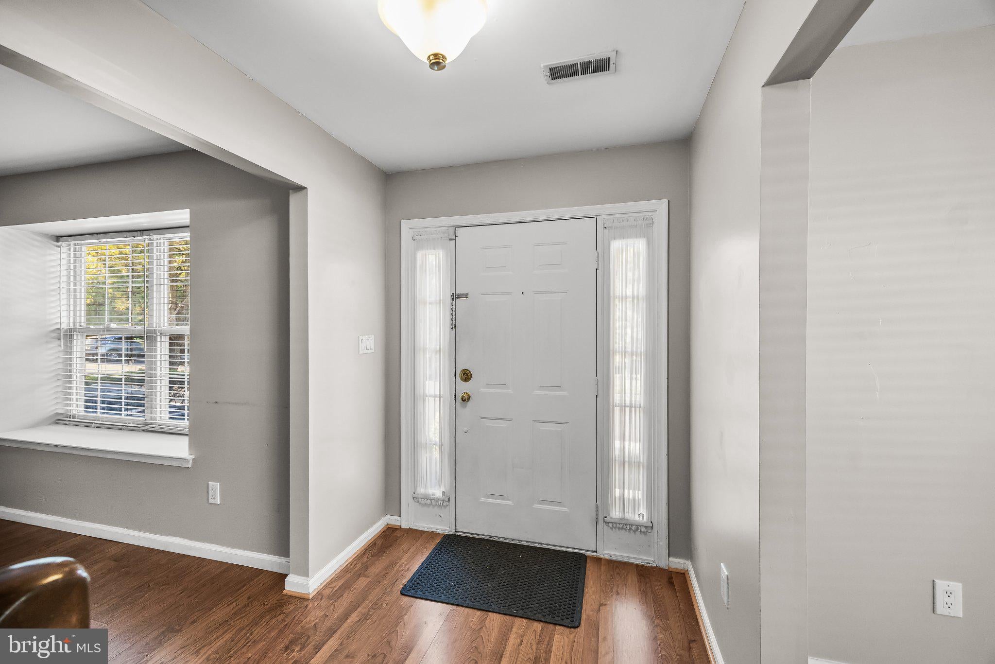 5704 Essex Ln, Mount Laurel, NJ 08054 photo