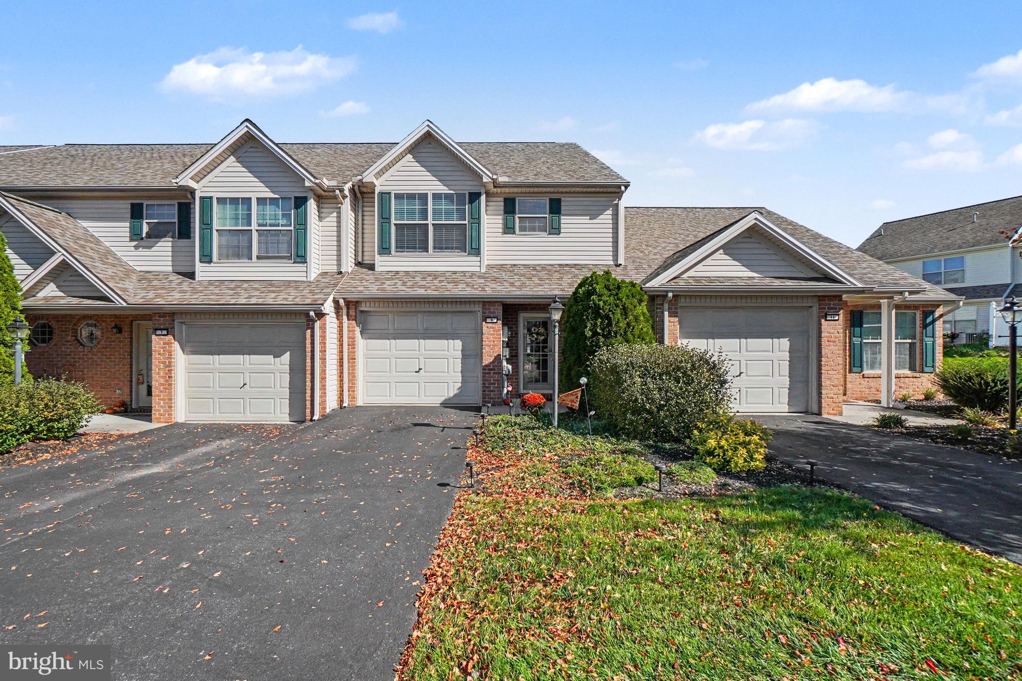 9 Tommy Ln, Enola, PA 17025 photo