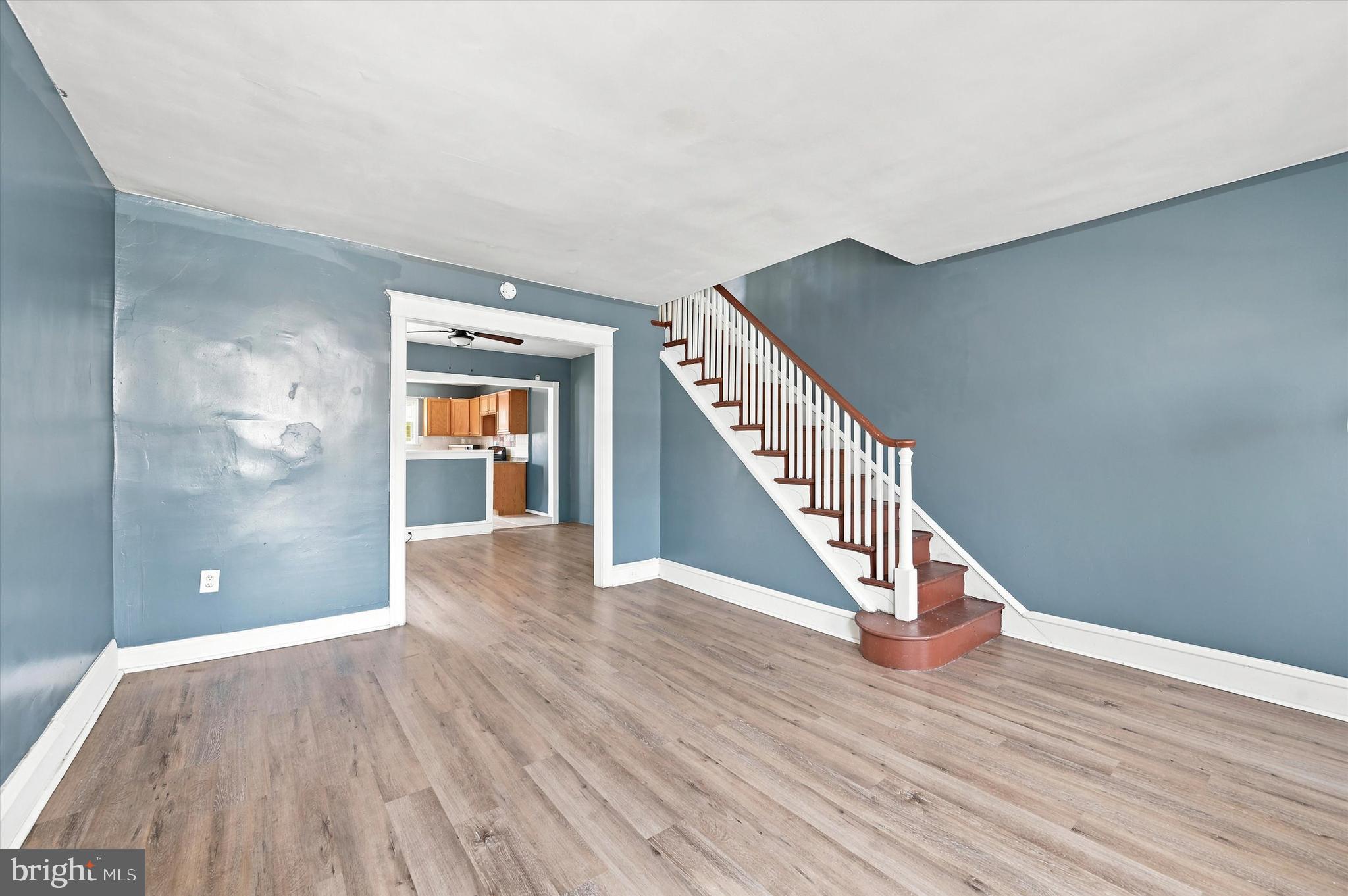 874 Anchor St, Philadelphia, PA 19124