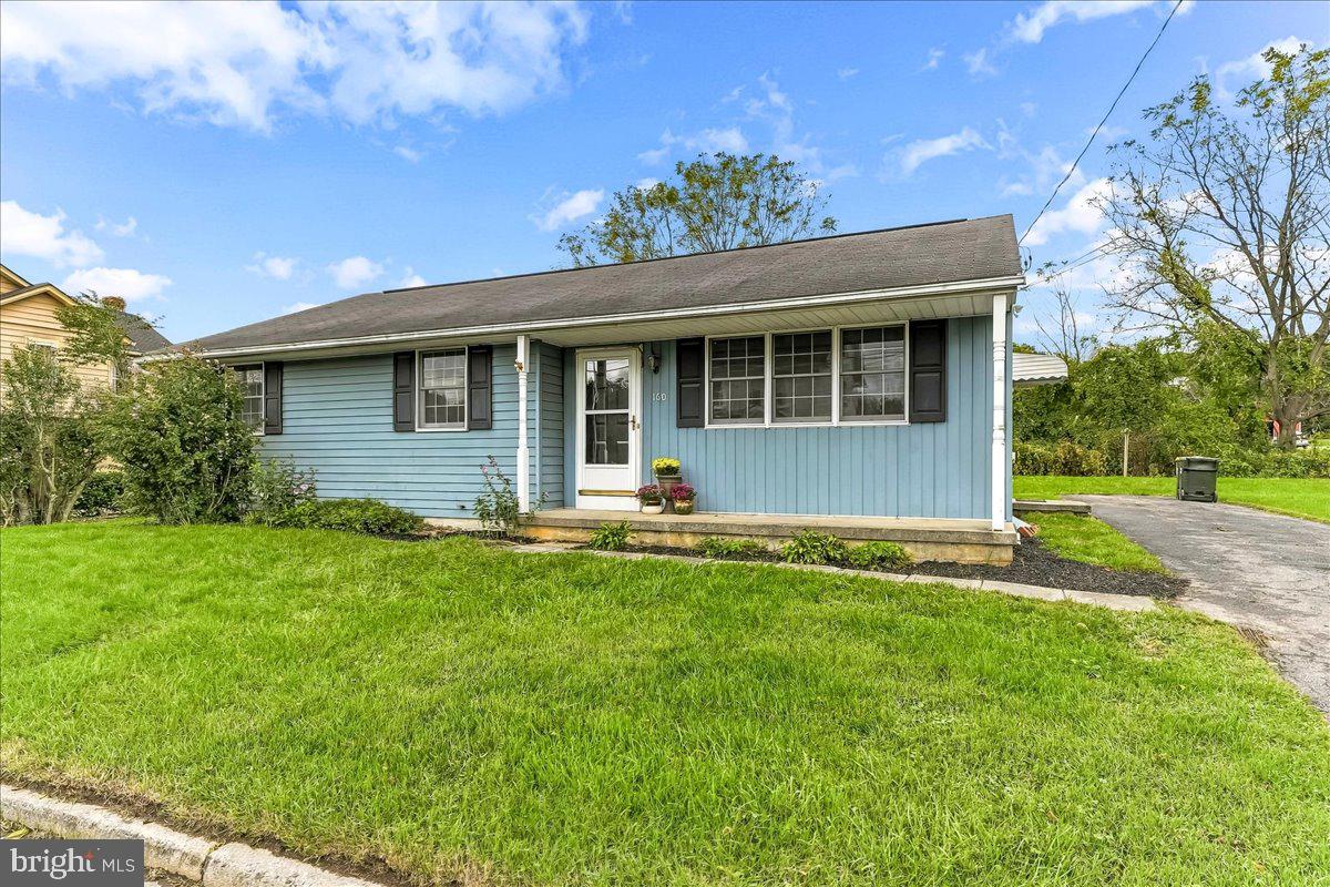 160 Pine St, Toughkenamon, PA 19374 photo