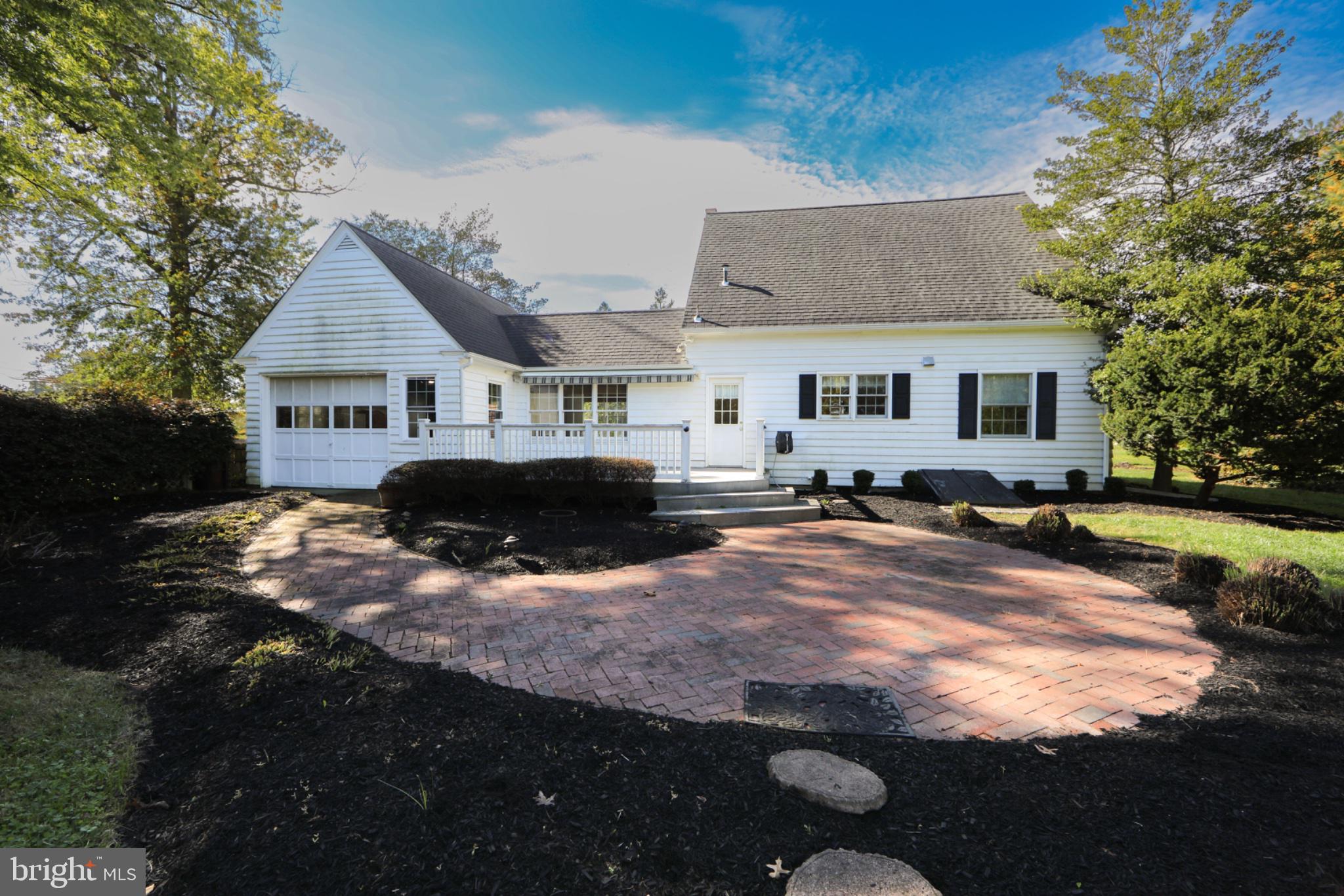 157 Elm St, Woodstown, NJ 08098 photo