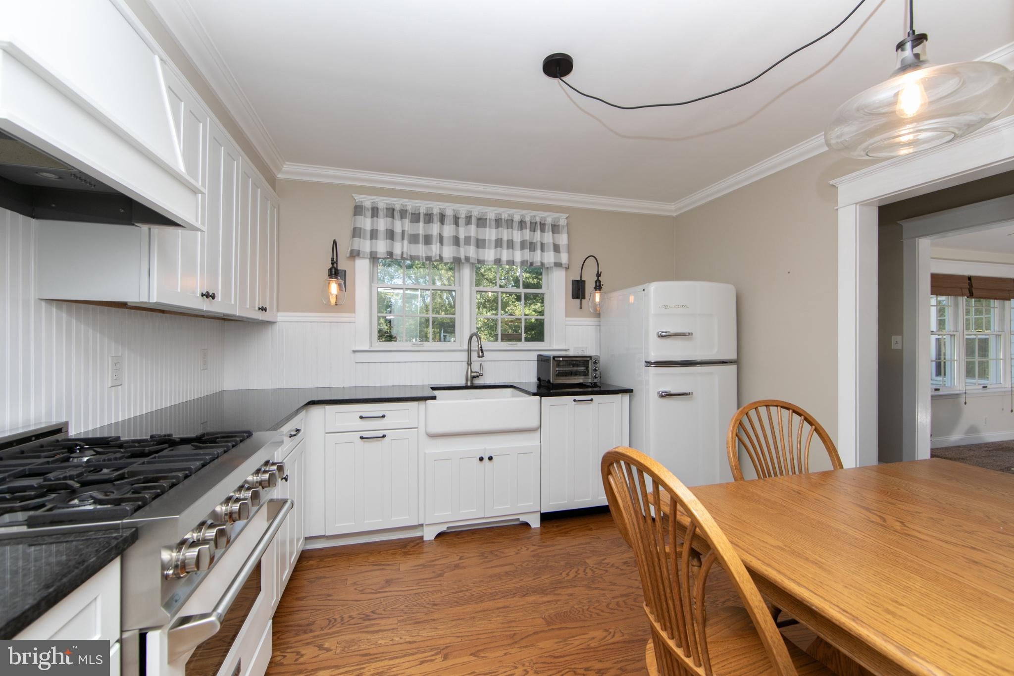 157 Elm St, Woodstown, NJ 08098 photo