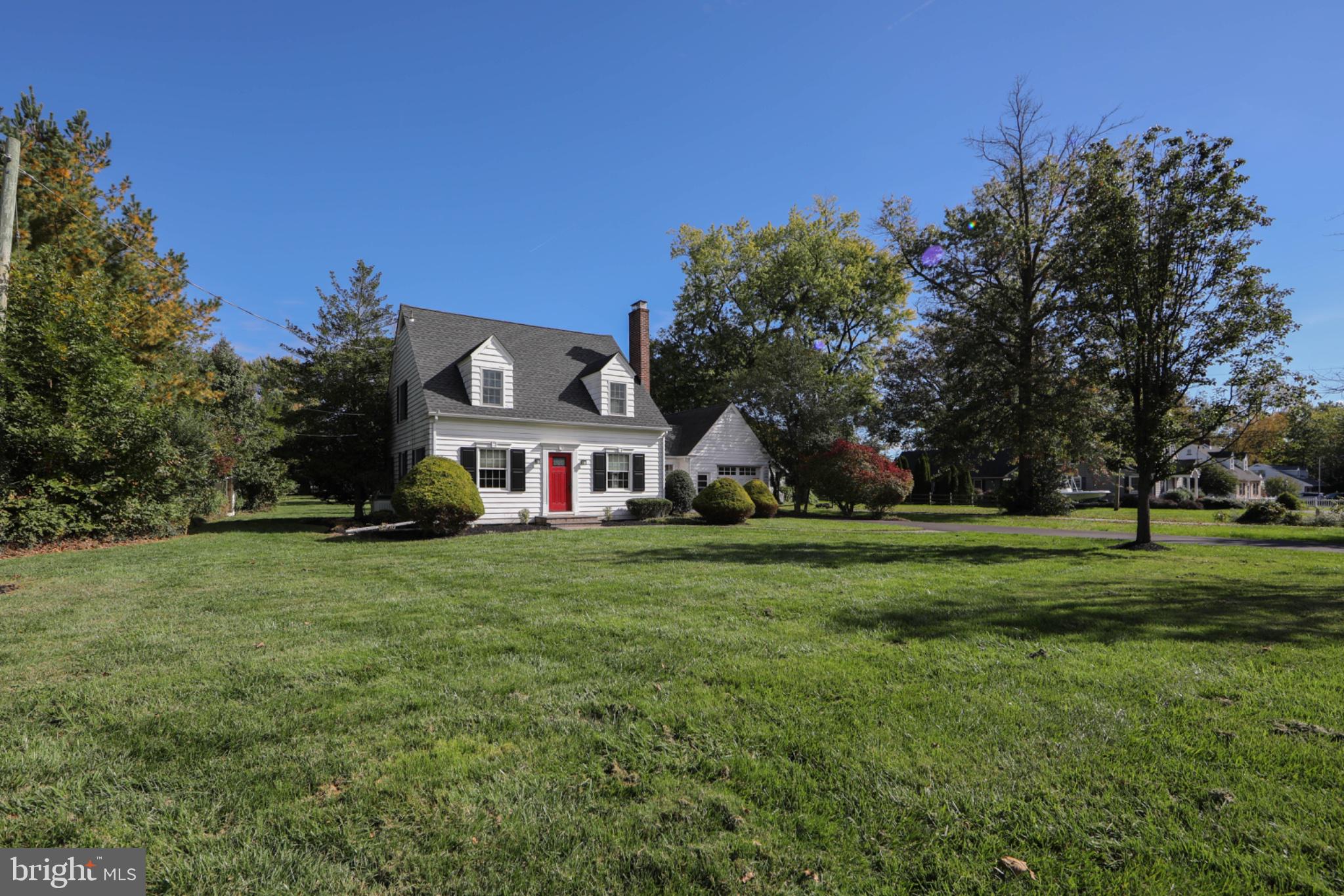 157 Elm St, Woodstown, NJ 08098 photo