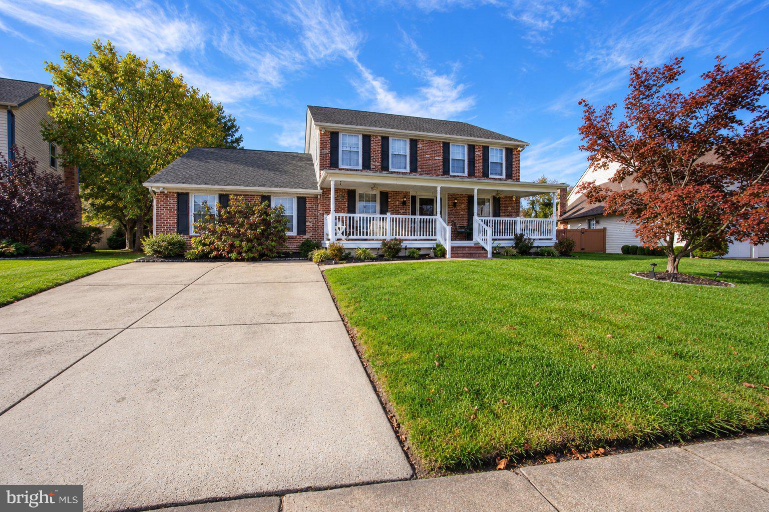 31 Brookline Dr, Laurel Springs, NJ 08021