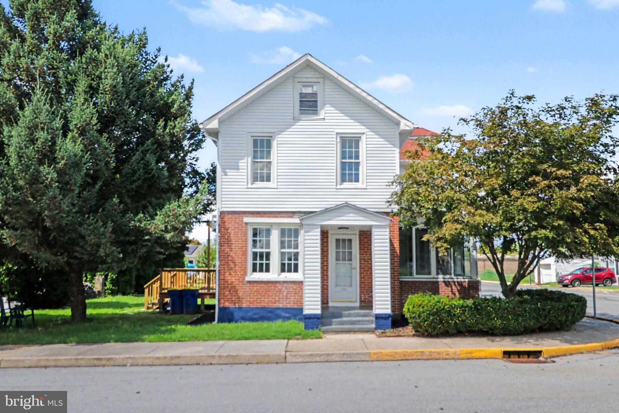 400 Lincoln St, Middletown, PA 17057
