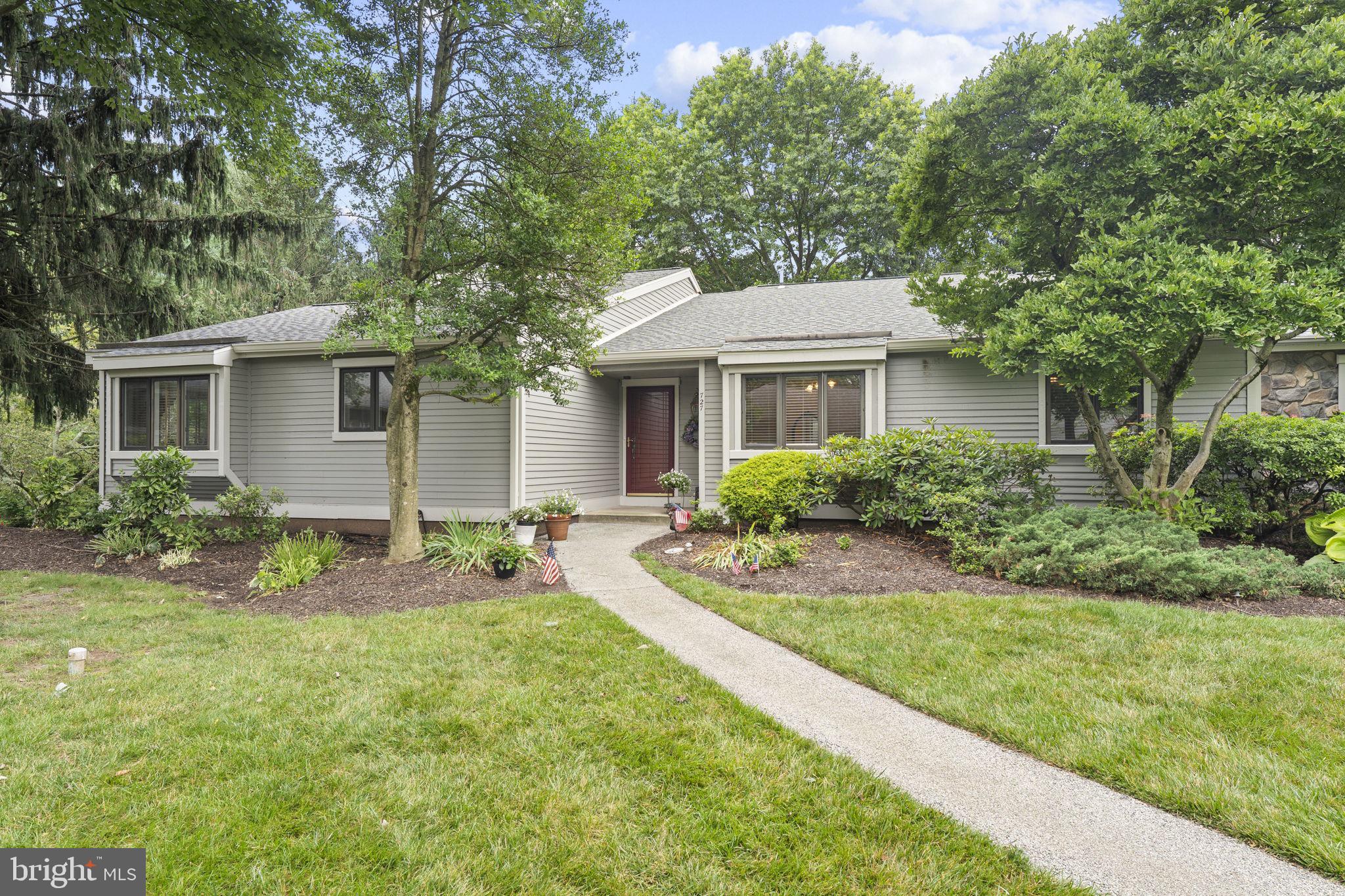 727 Inverness Dr, West Chester, PA 19380