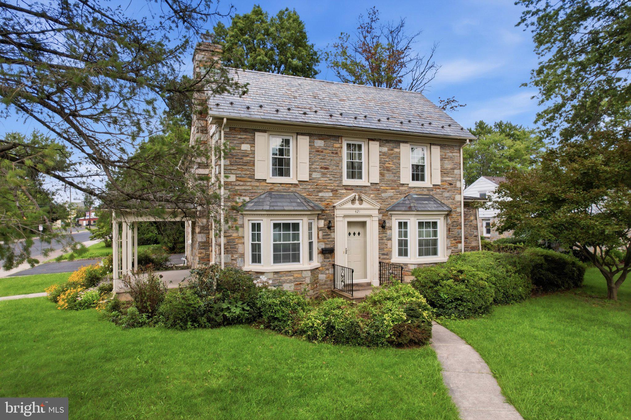 421 Park Ave, Quakertown, PA 18951 photo