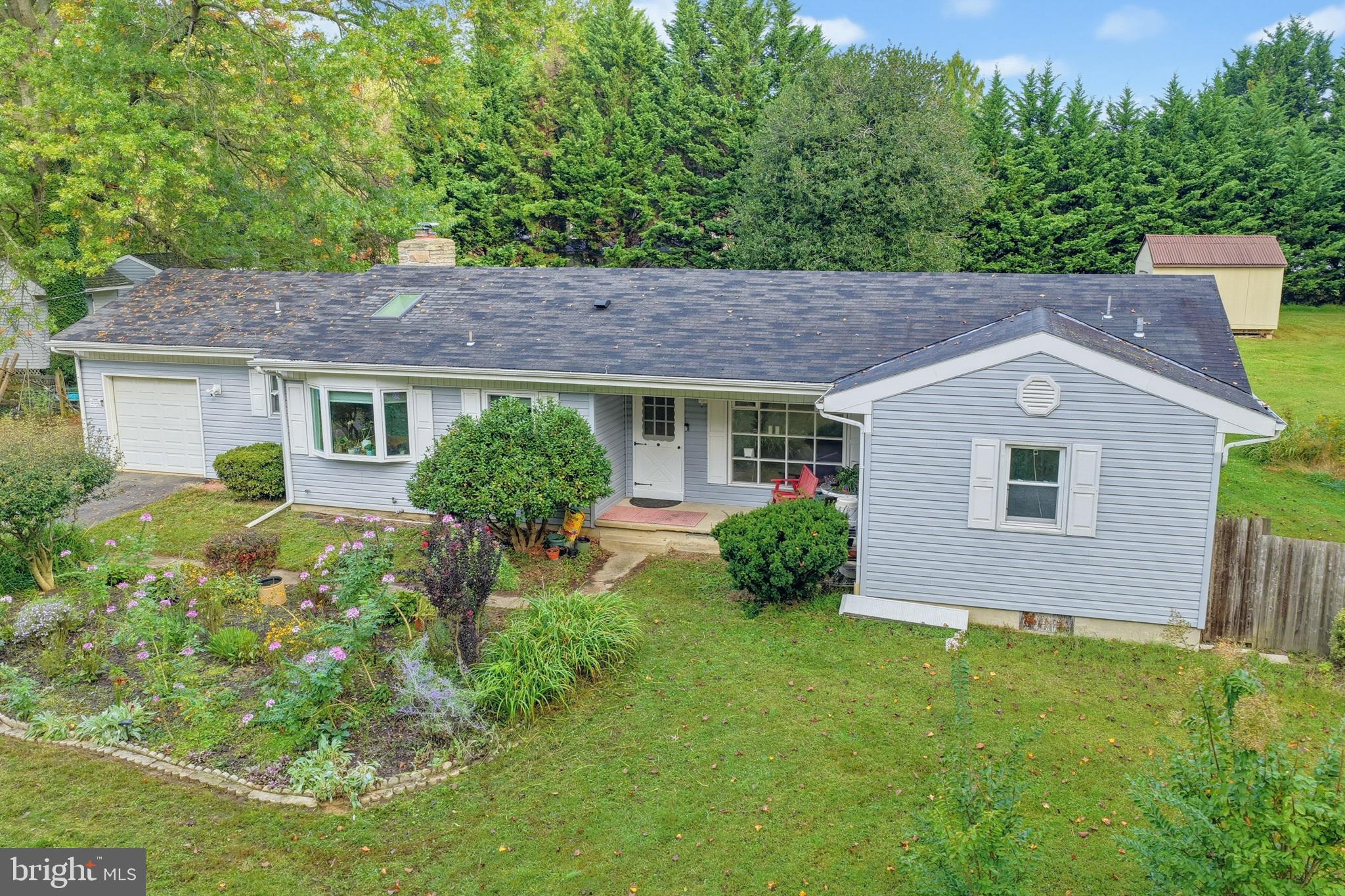 23 Possum Hollow Rd, Newark, DE 19711