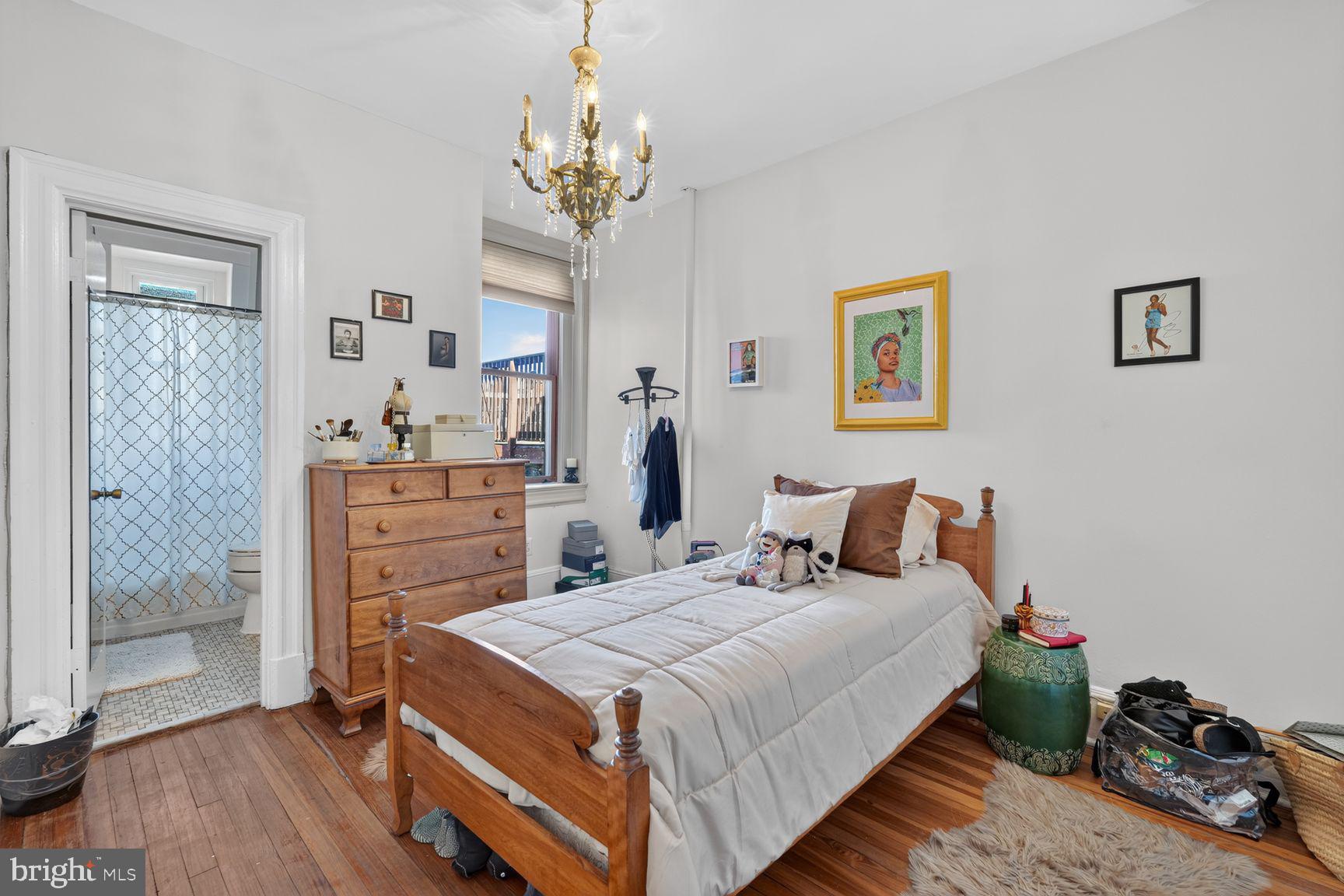 1911 NW South Saint St, Washington, DC 20009 photo