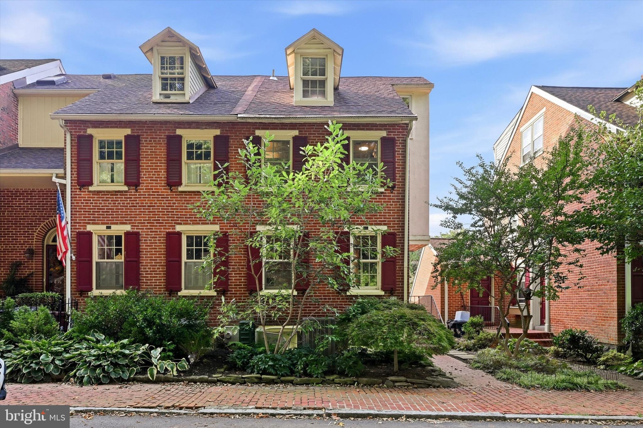 59 Ivy Rd, Wilmington, DE 19806