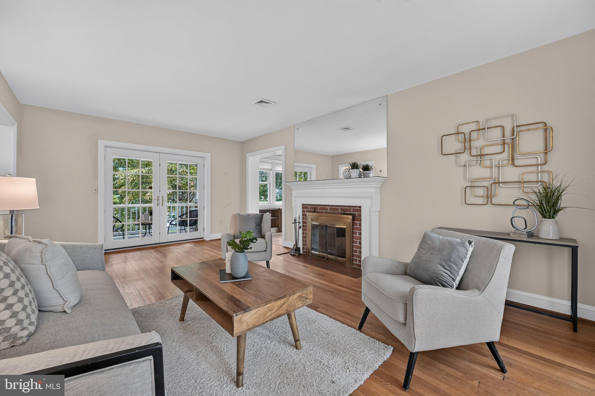 5739 Bradley Blvd, Bethesda, MD 20814 photo