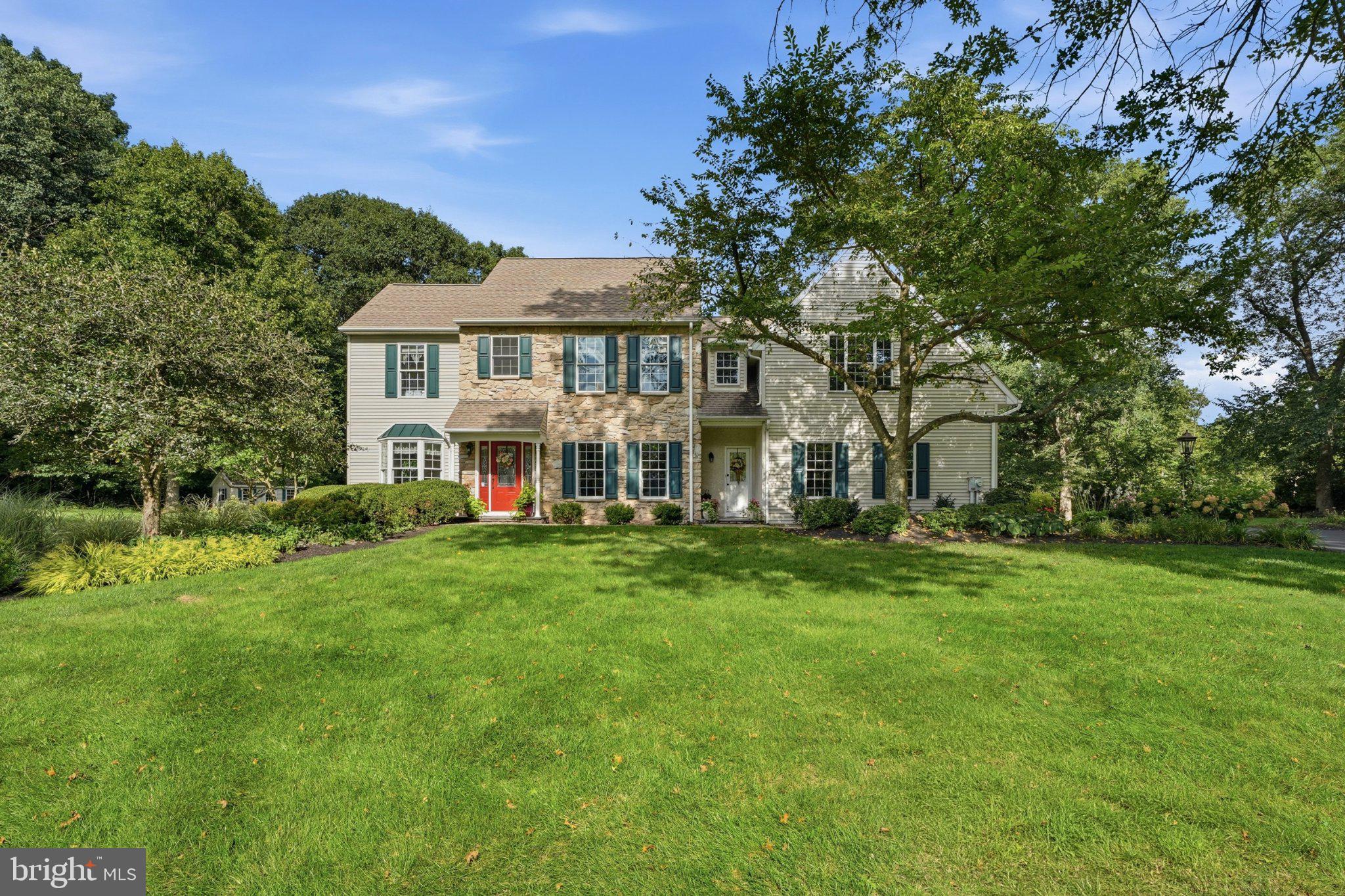 1020 Brighton Ridge Rd, Green Lane, PA 18054
