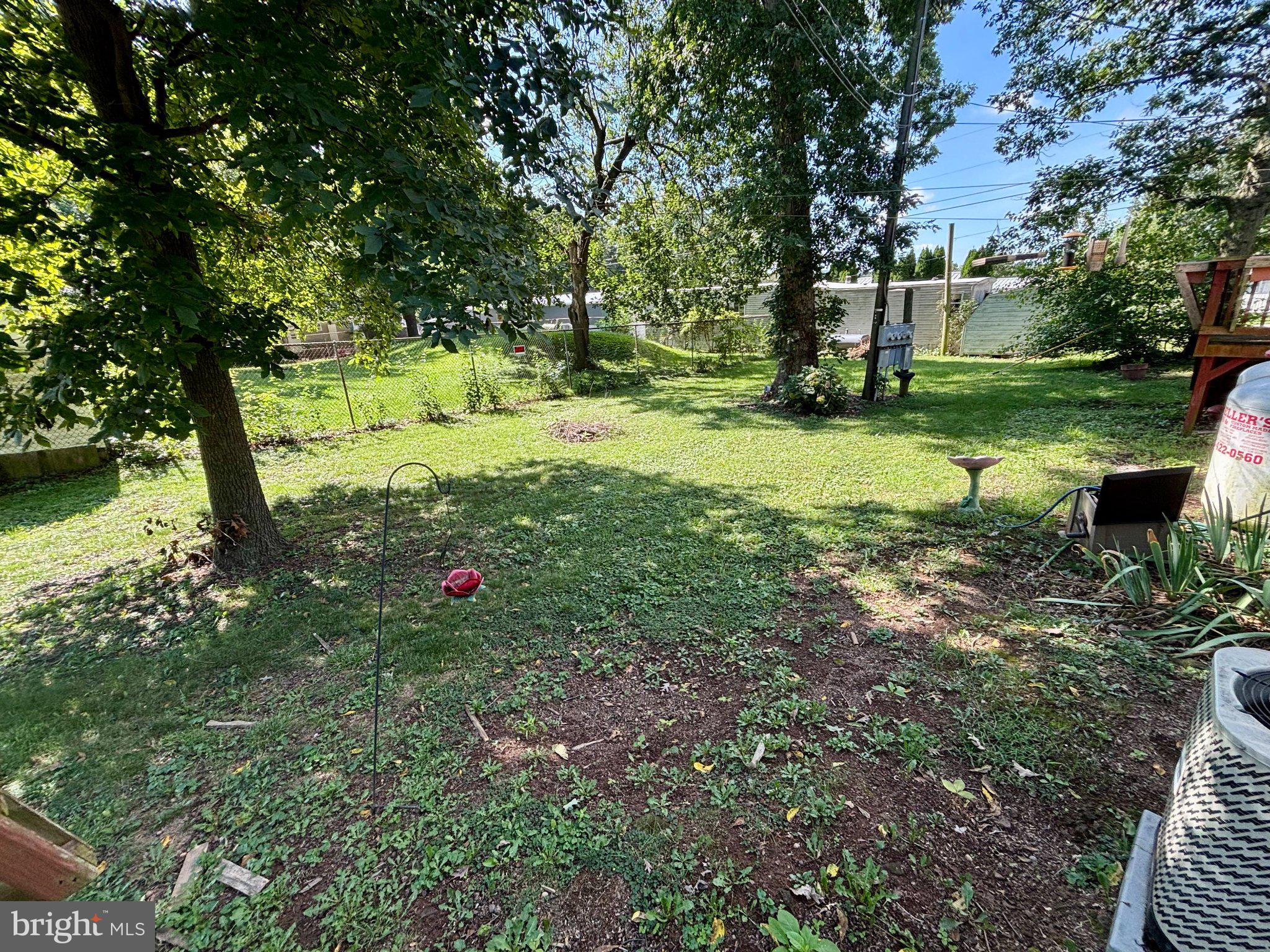 88 Mobile Dr, Thomasville, PA 17364 photo