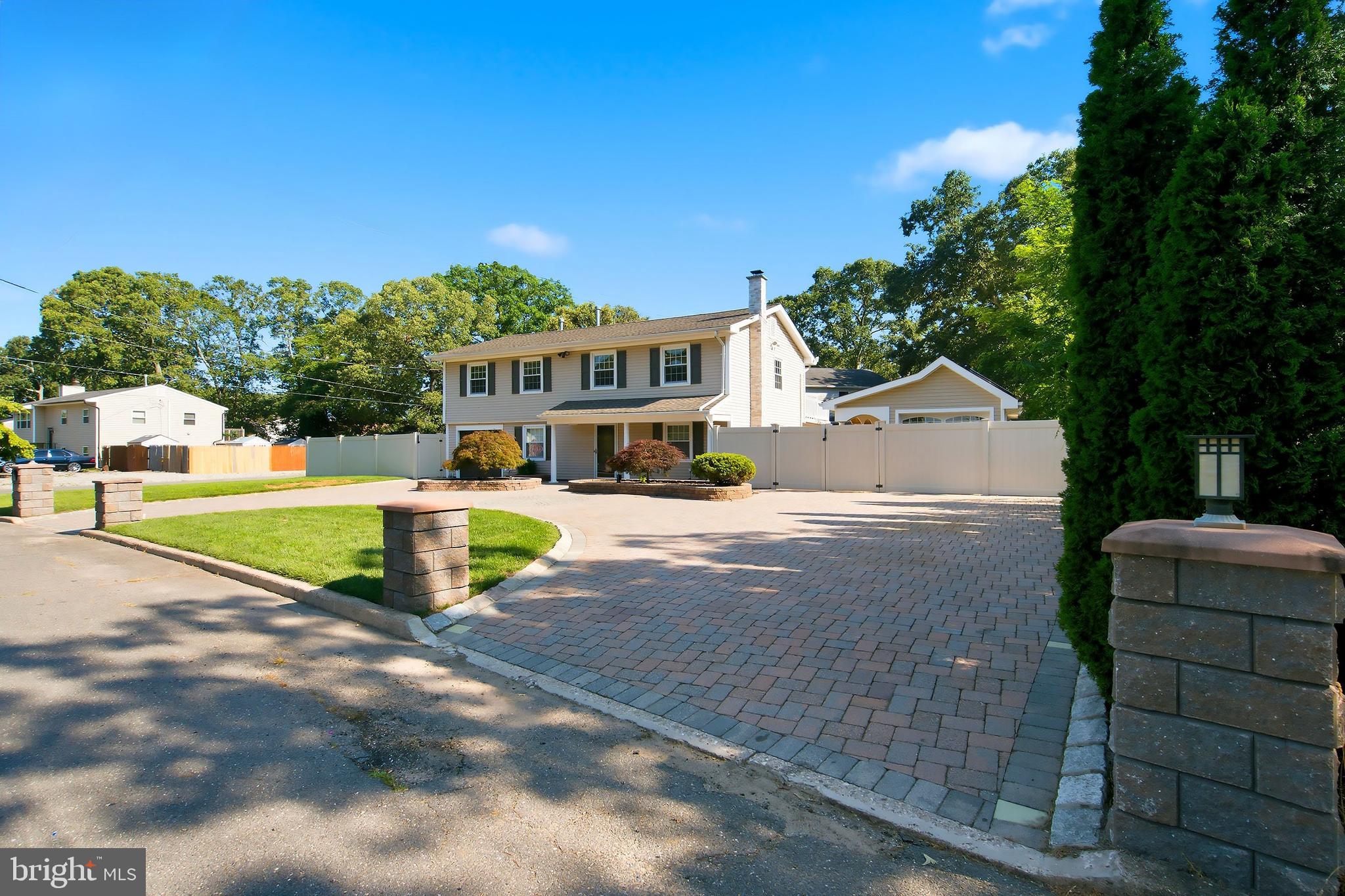 213 Lawrence Dr, Lanoka Harbor, NJ 08734 photo