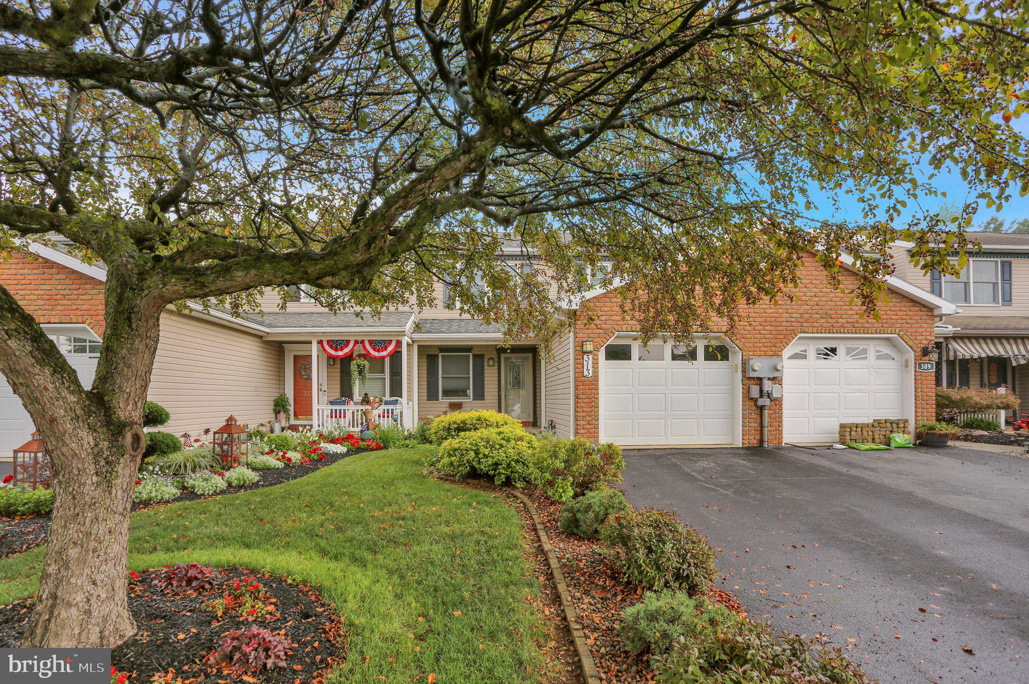 313 Acorn Cir, Lebanon, PA 17042