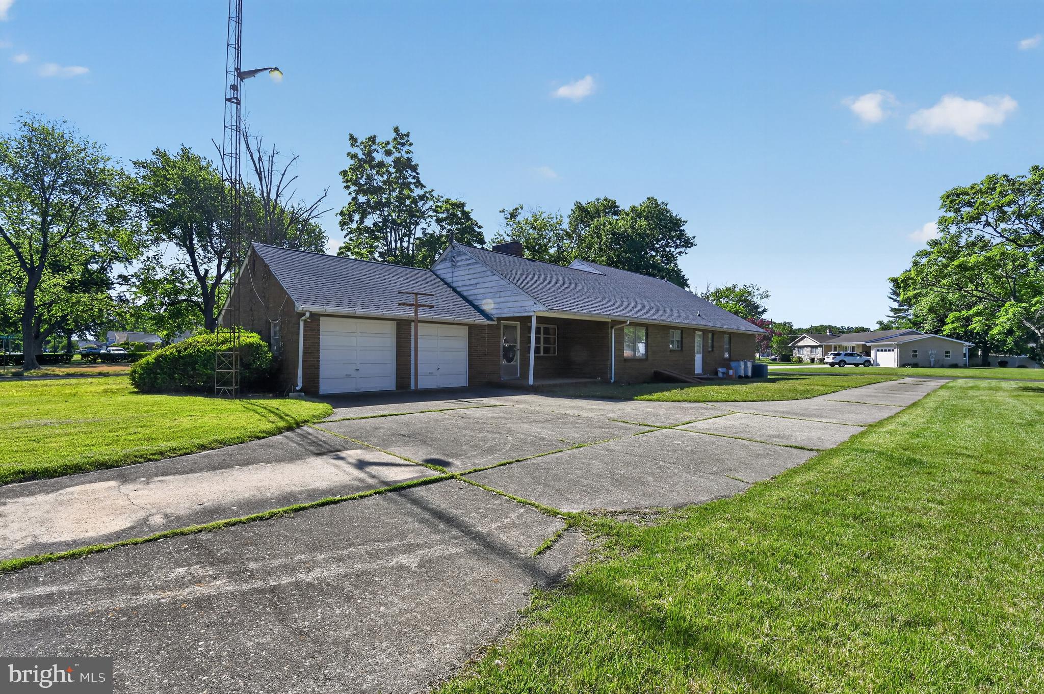940 Holmes Ave, Vineland, NJ 08361 photo