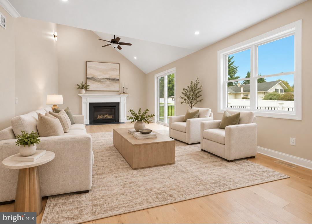 45 Davisville Rd, Southampton, PA 18966
