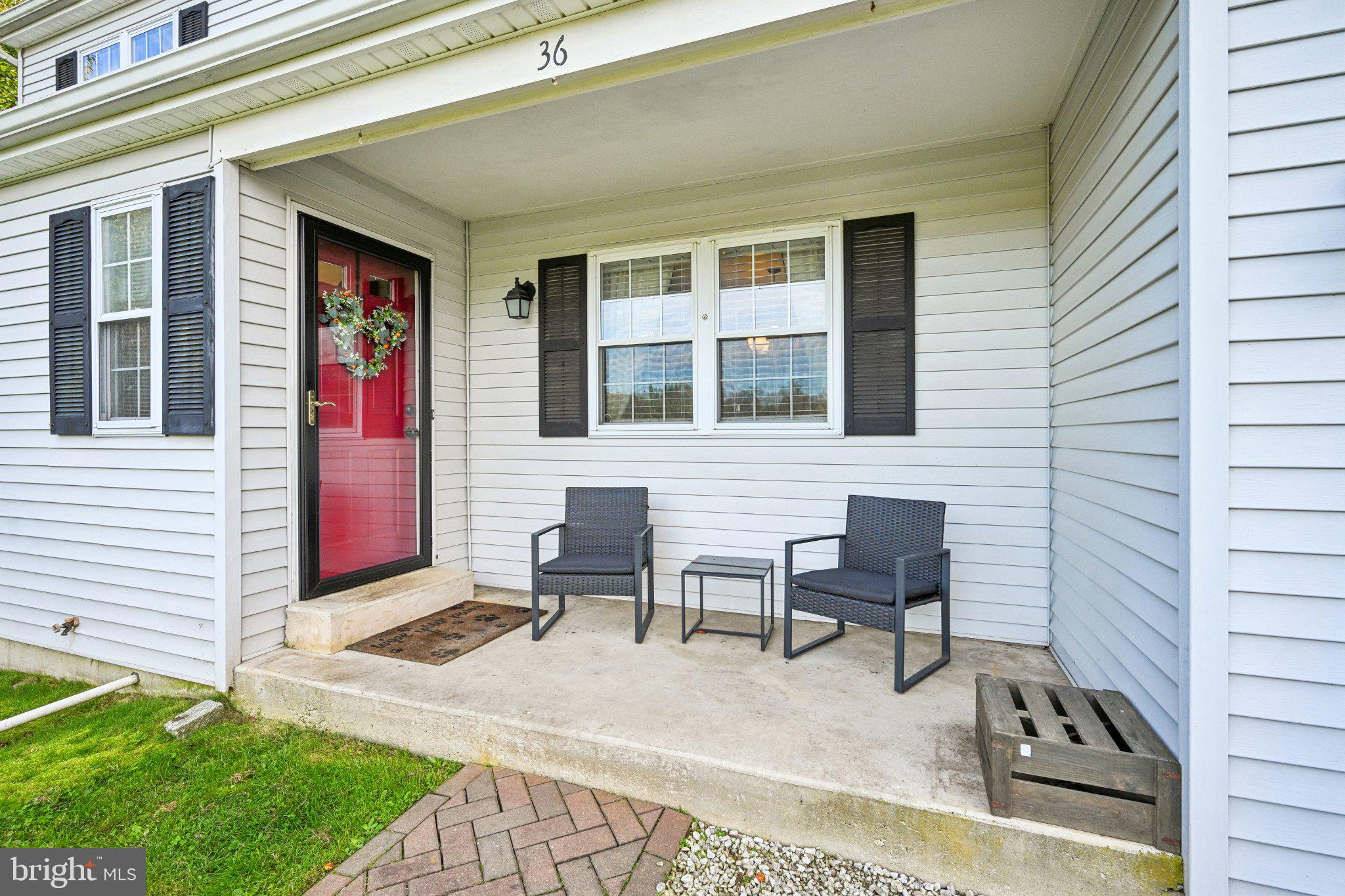 36 Lamberts Ln, Coatesville, PA 19320 photo