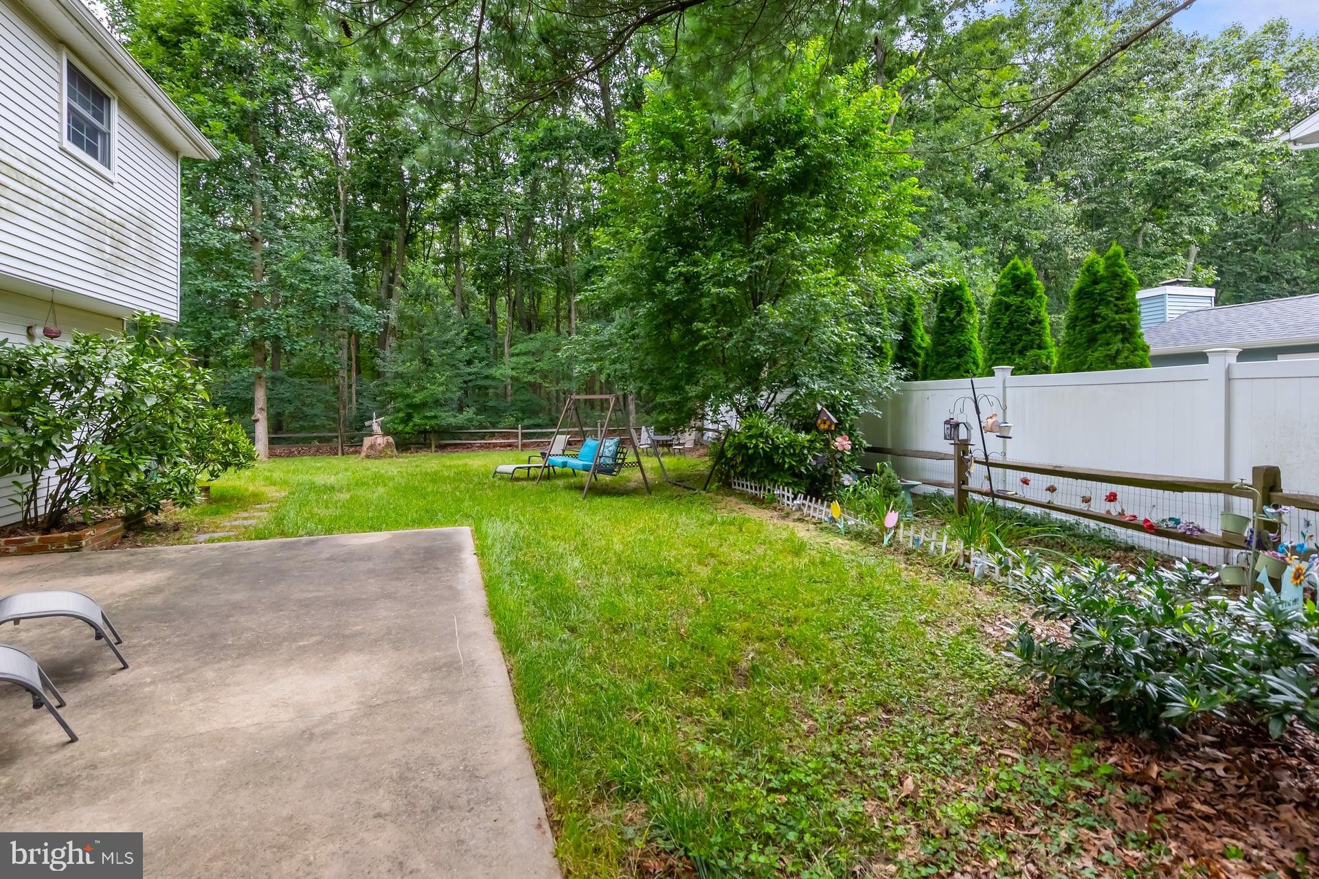 18 Innsbruck Dr, Sicklerville, NJ 08081 photo
