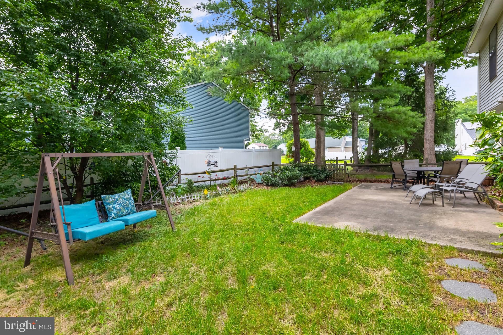 18 Innsbruck Dr, Sicklerville, NJ 08081 photo