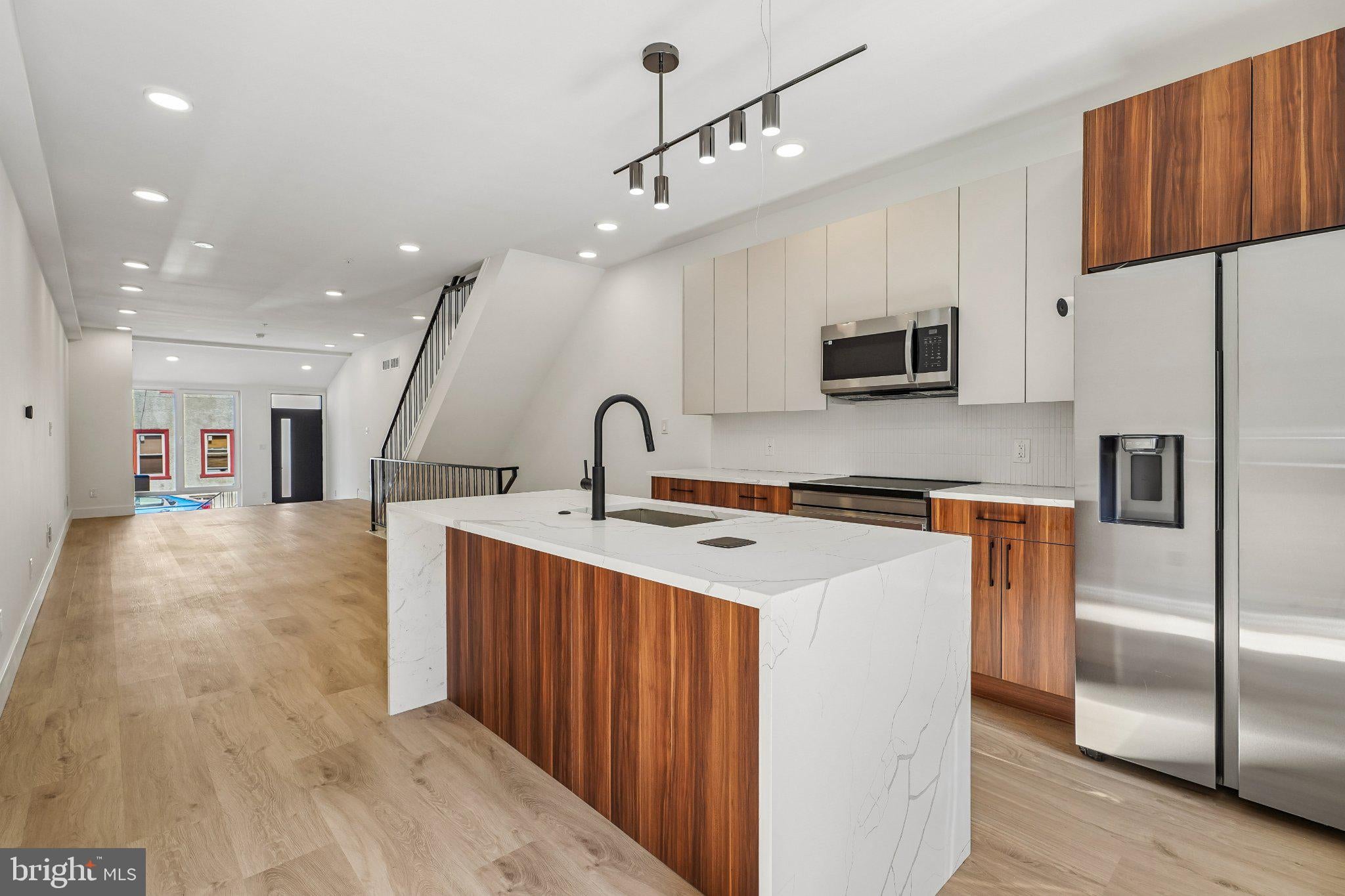 4018 Cambridge St, Philadelphia, PA 19104