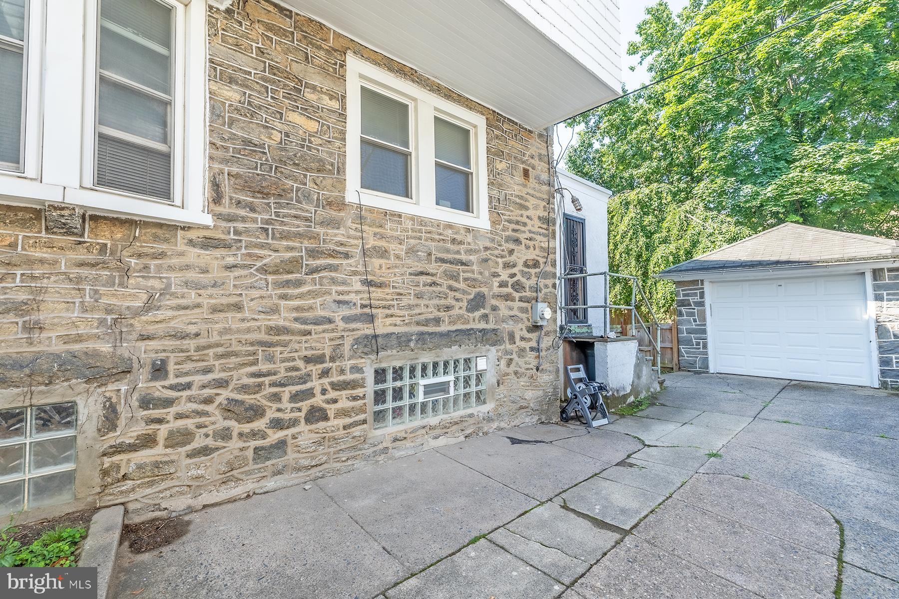 1018 N 64th St, Philadelphia, PA 19151 photo