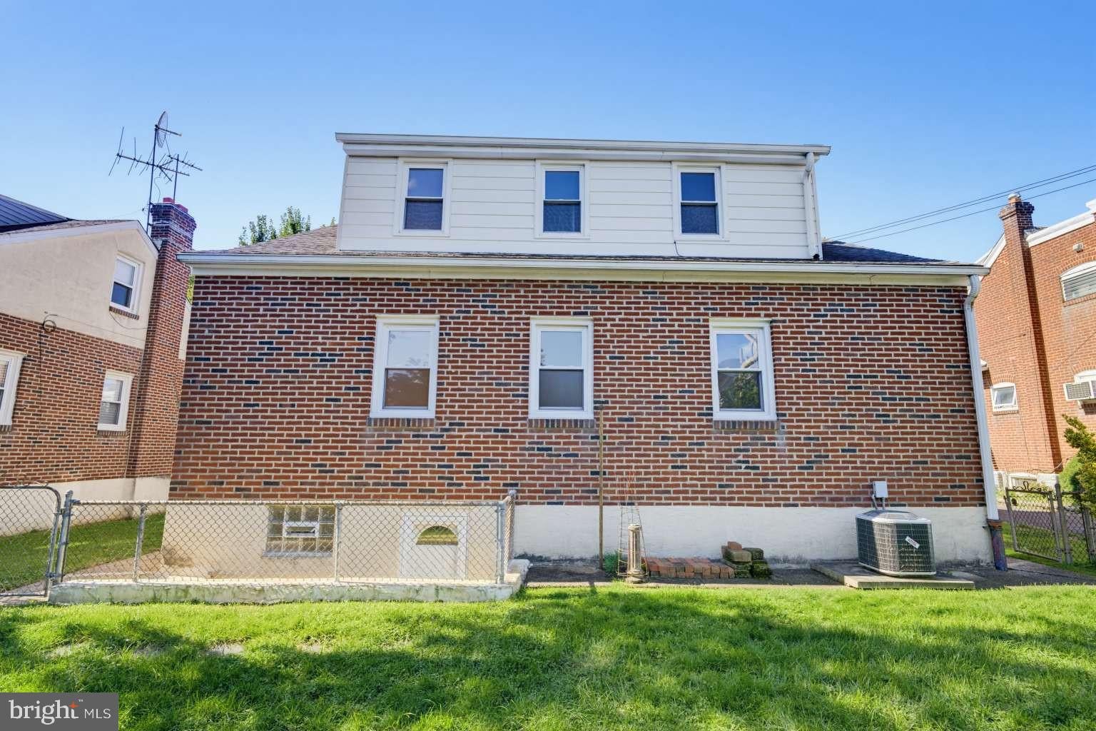 1141 Faunce St, Philadelphia, PA 19111 photo