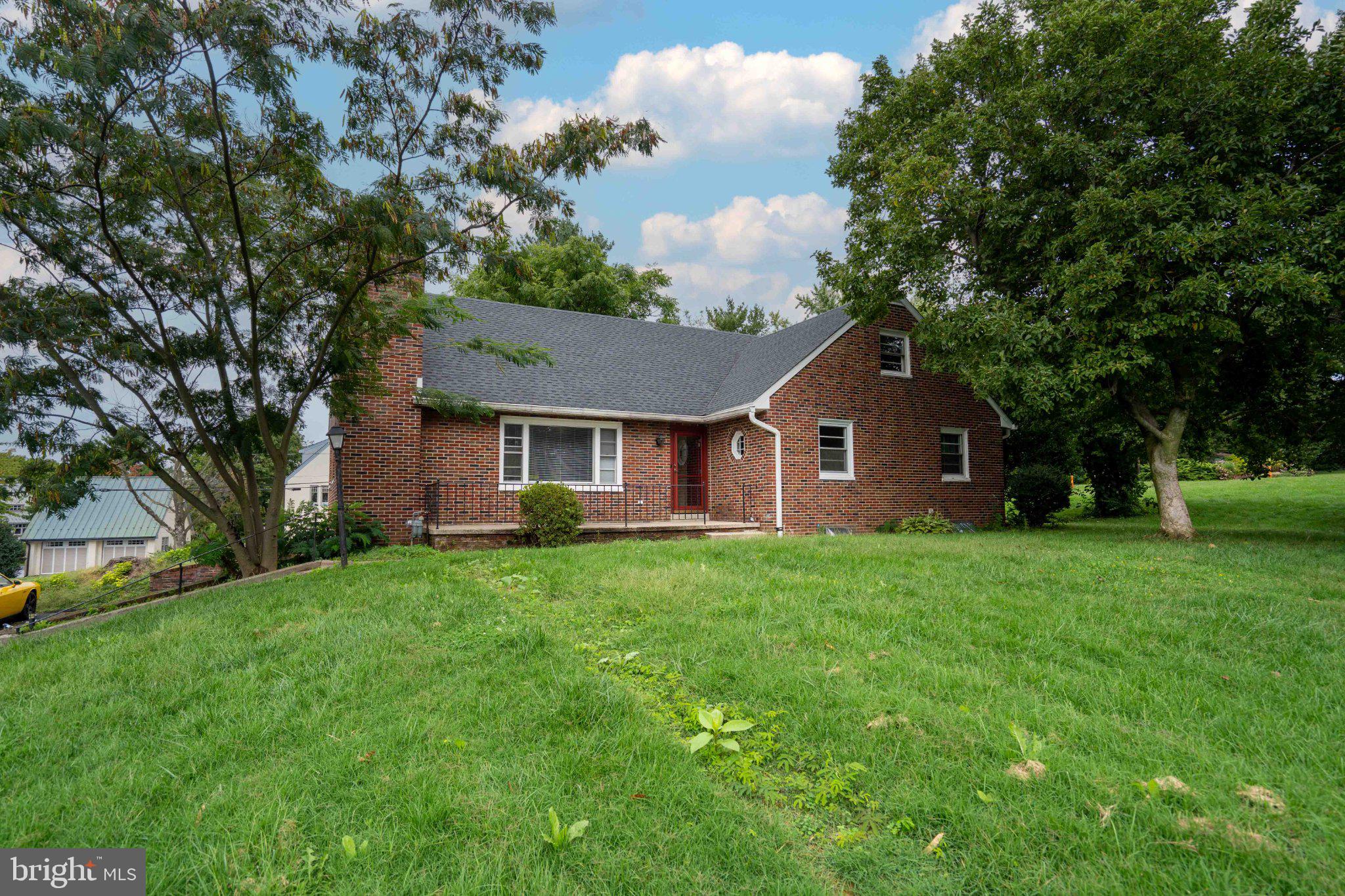 117 Roseville Rd, Lancaster, PA 17601