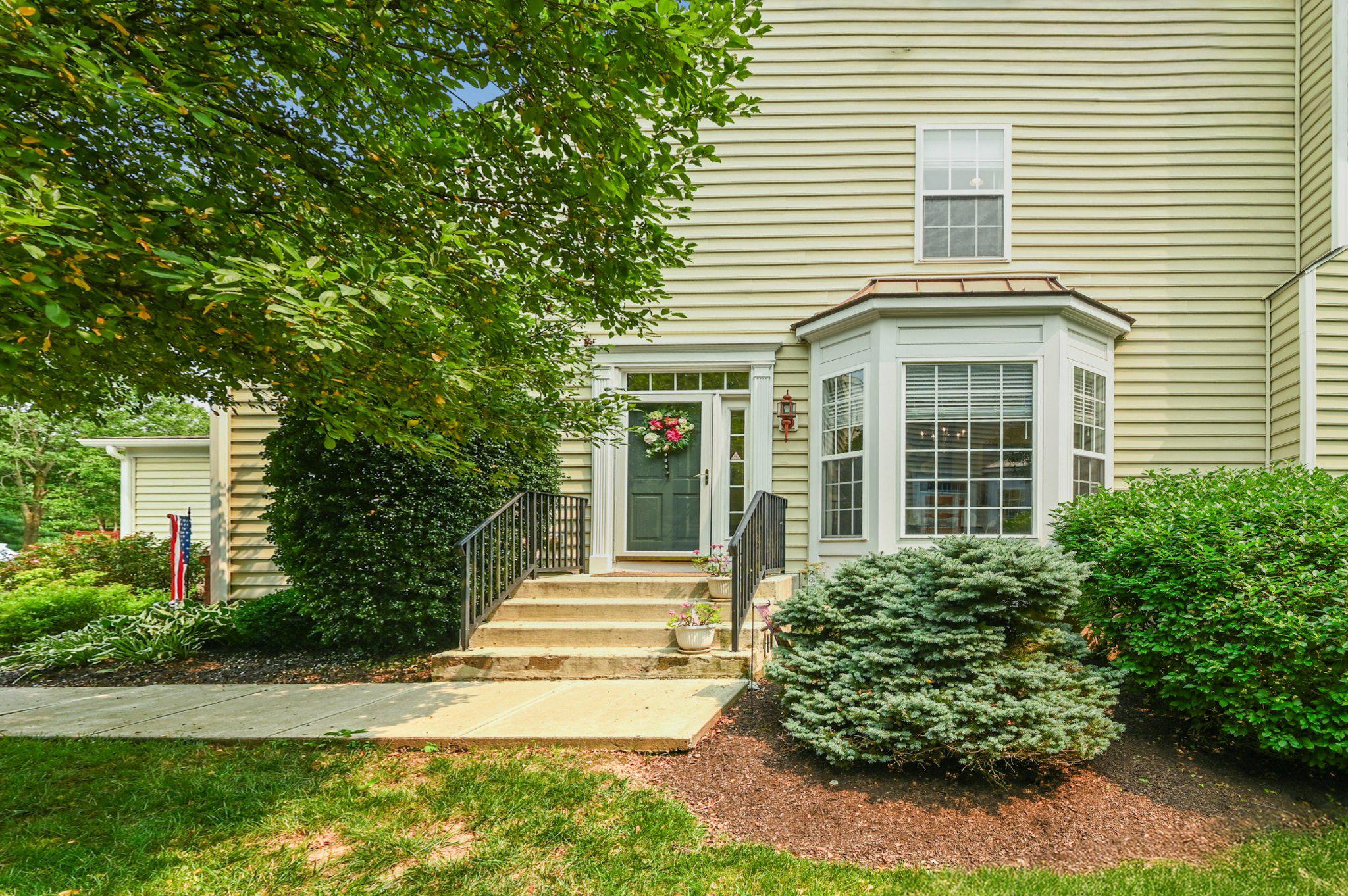 15 Avalon Ct, Doylestown, PA 18901 photo