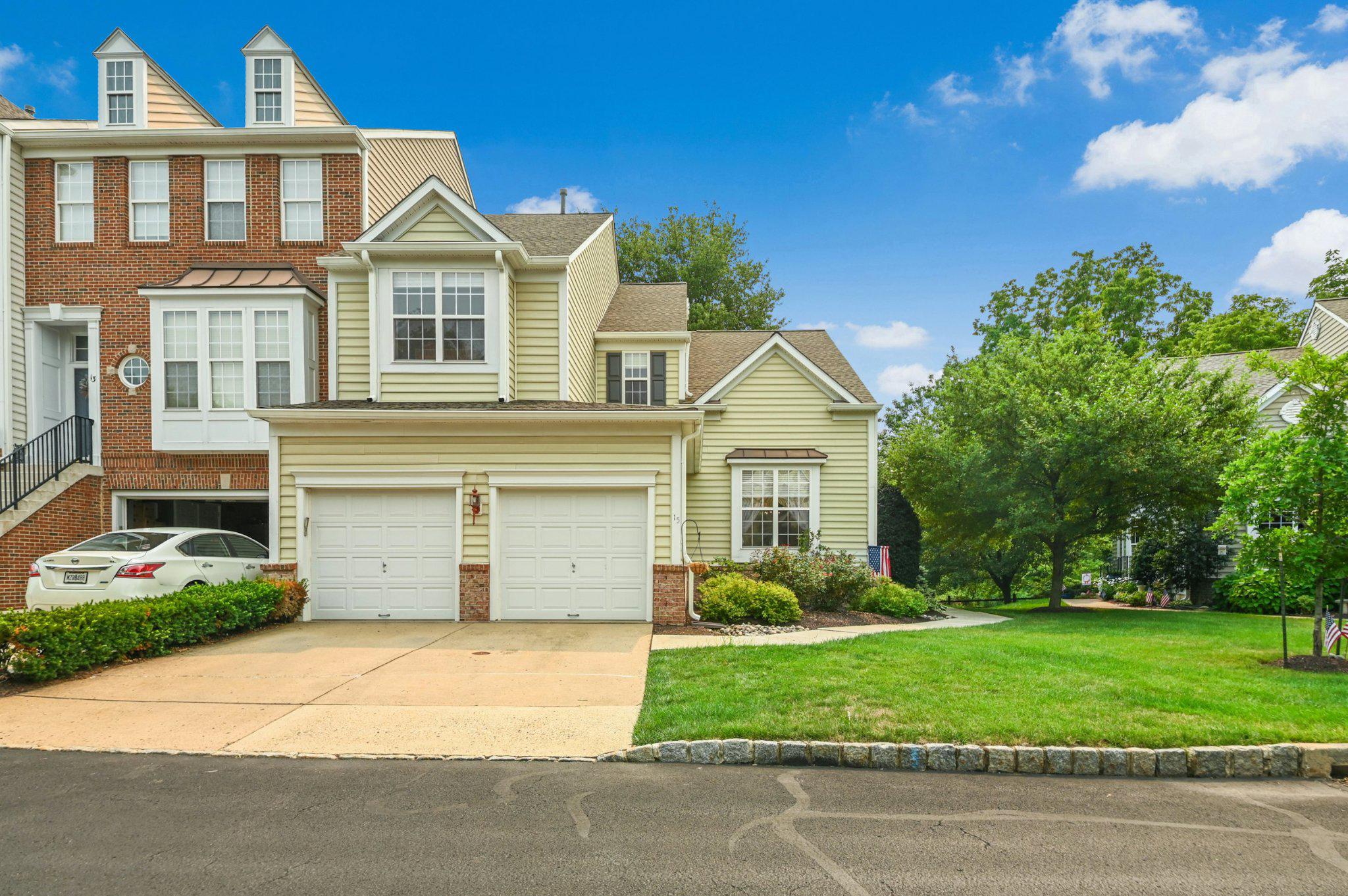 15 Avalon Ct, Doylestown, PA 18901 photo