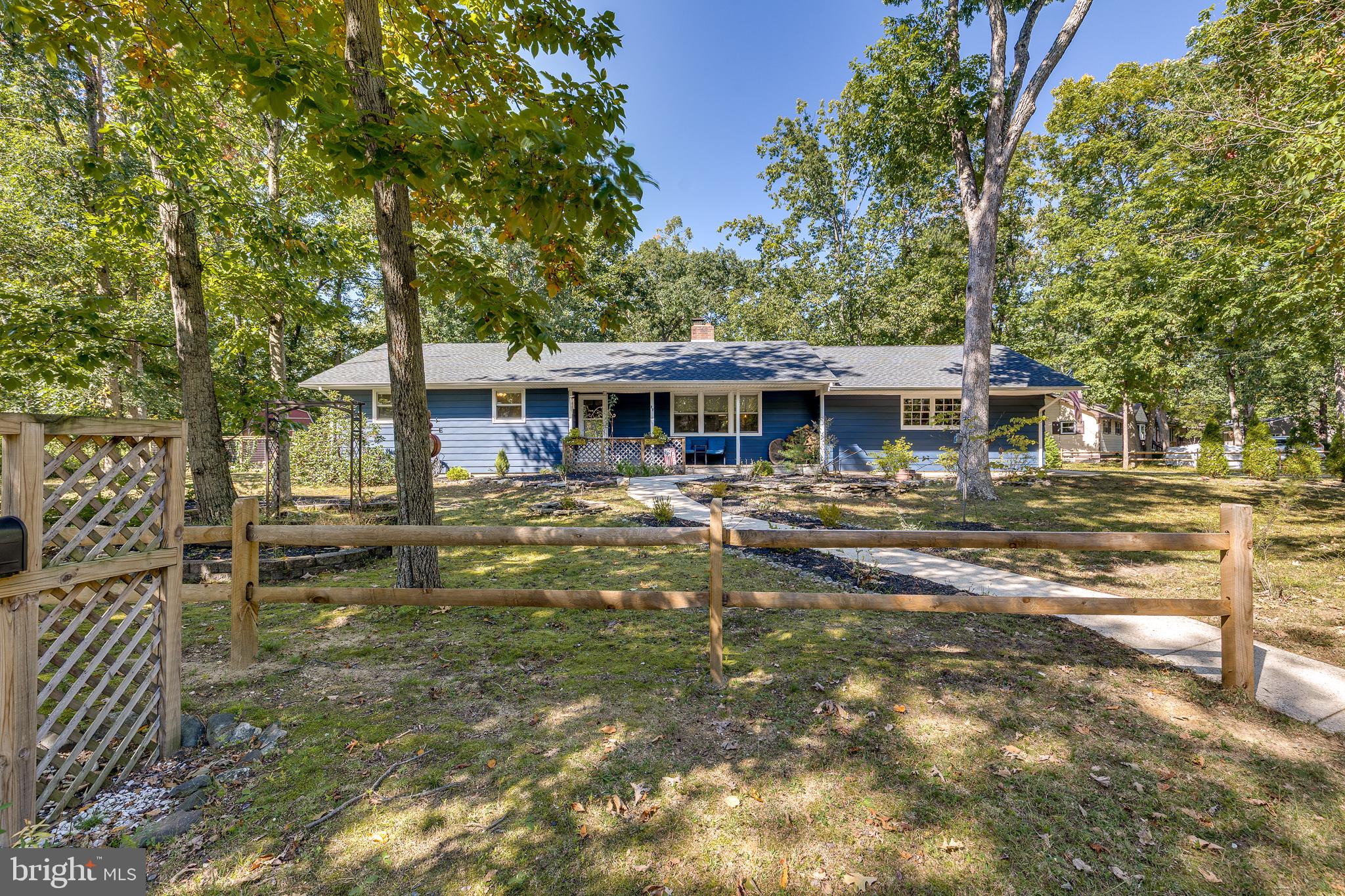 22 Conestoga Ln, Mount Laurel, NJ 08054 photo